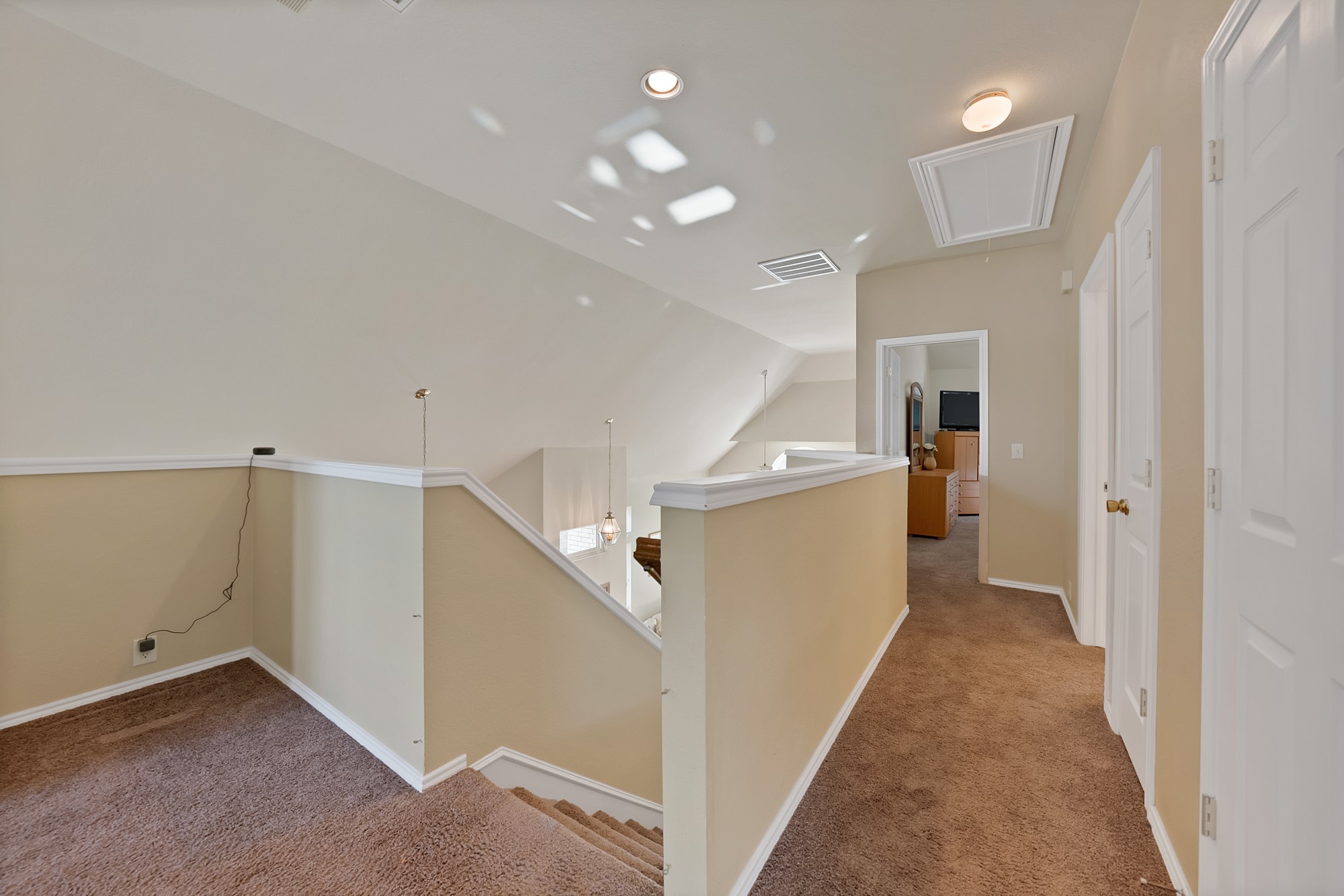 6754 Canterbury Drive
