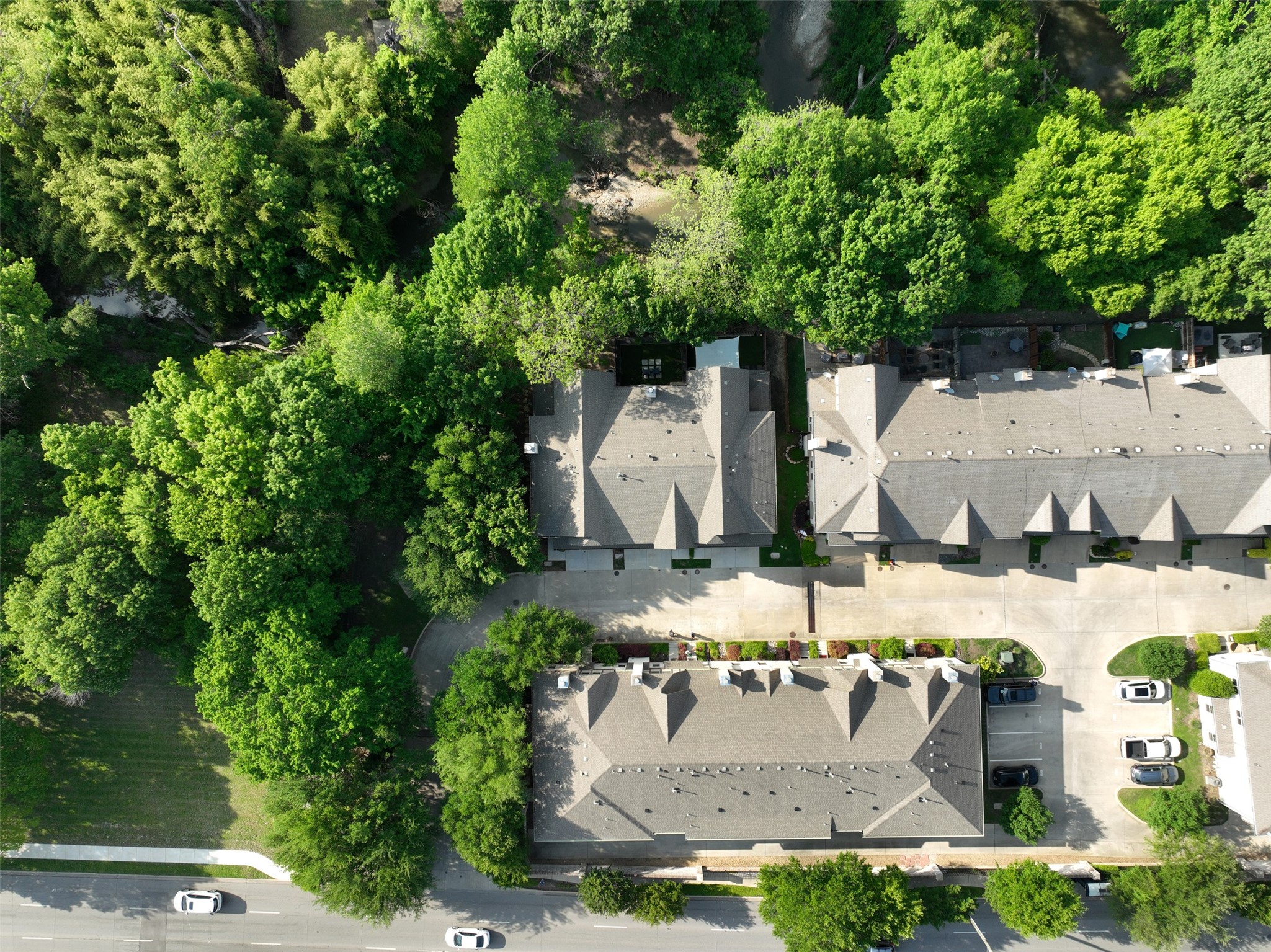 8705 Tudor Place