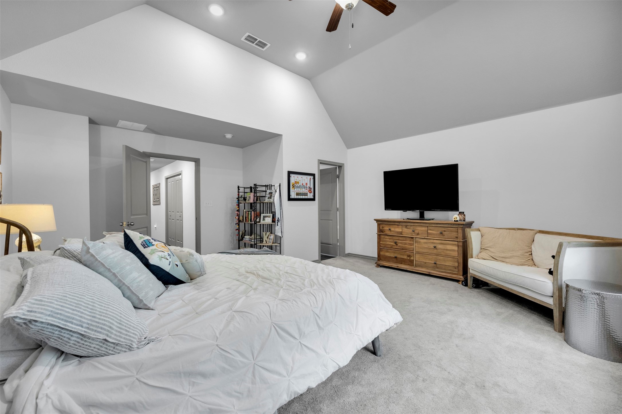 8705 Tudor Place