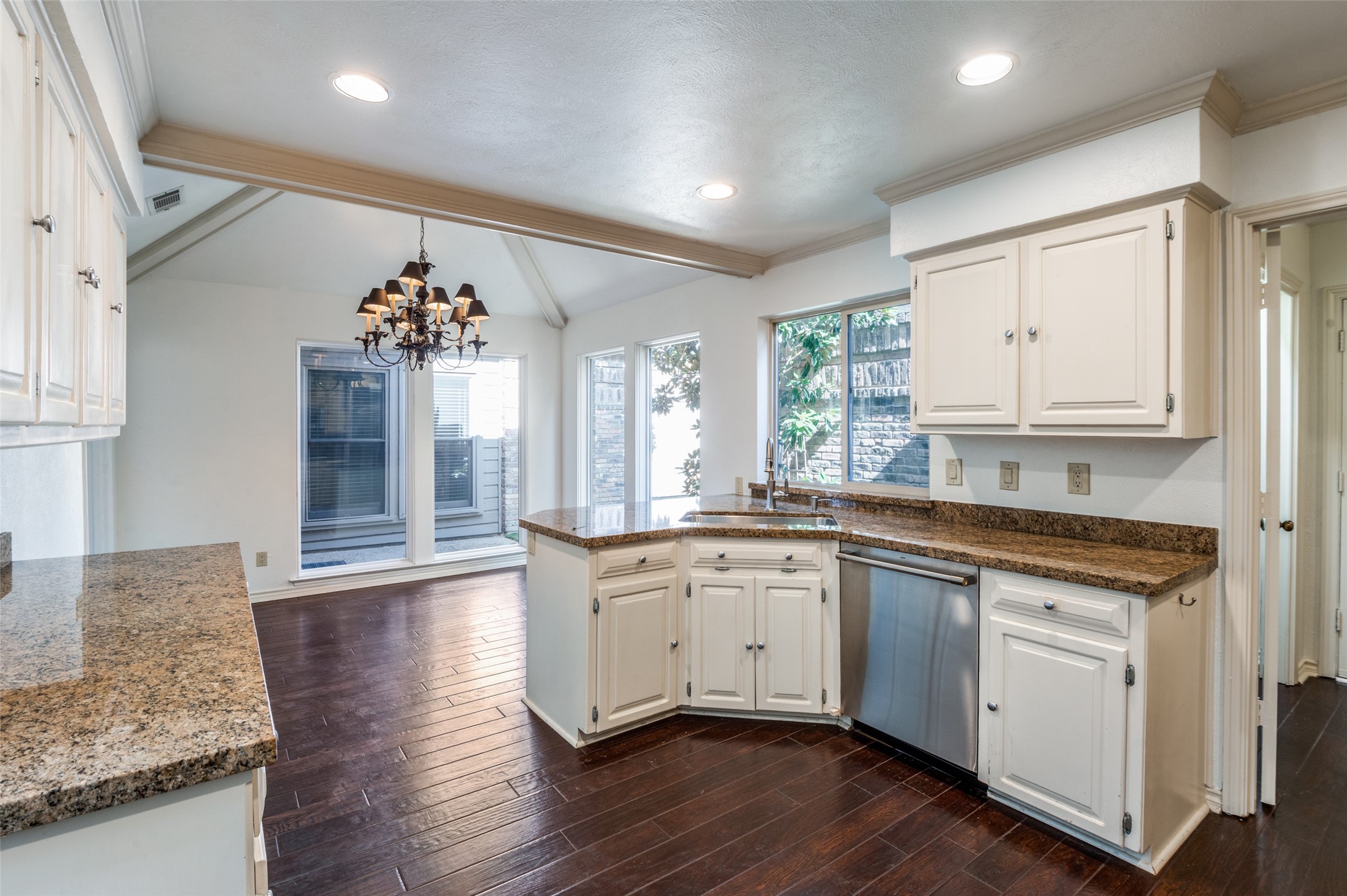 16020 Chalfont Circle