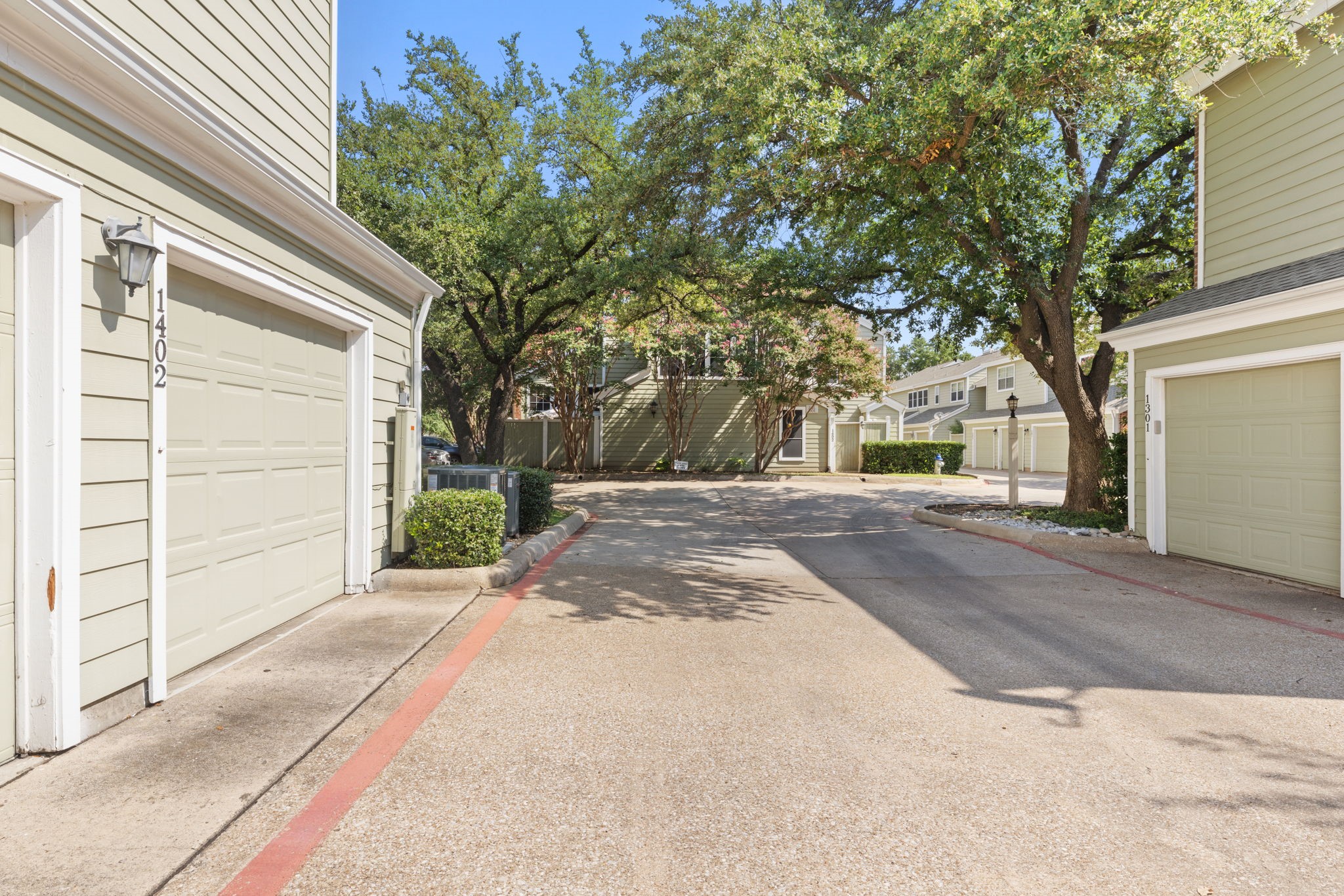 6220 Bentwood Trail 1402