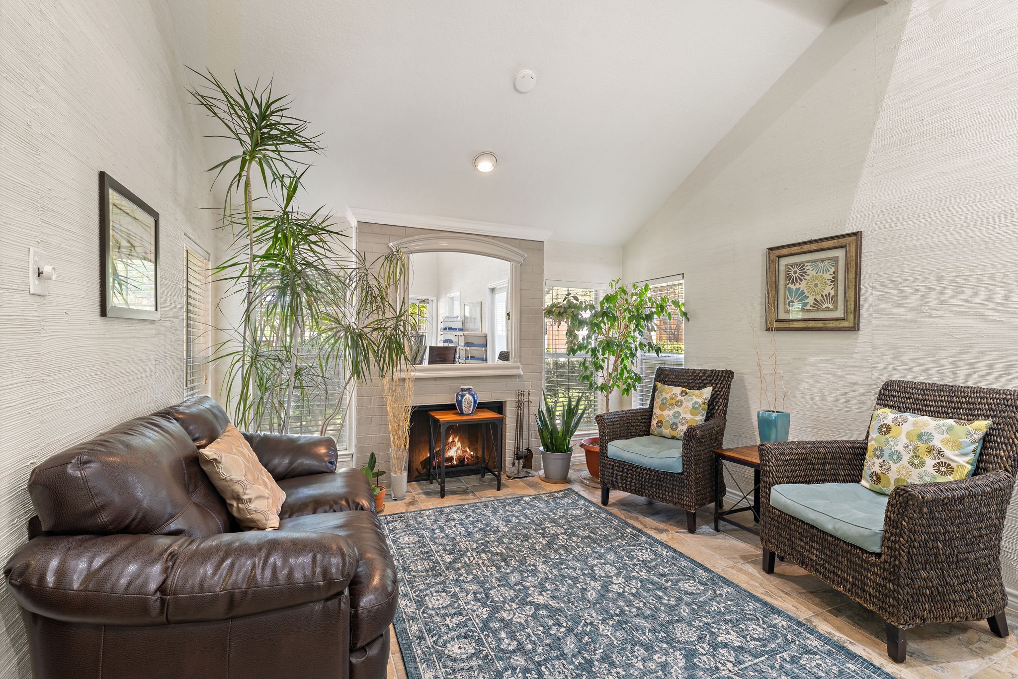 6220 Bentwood Trail 1402