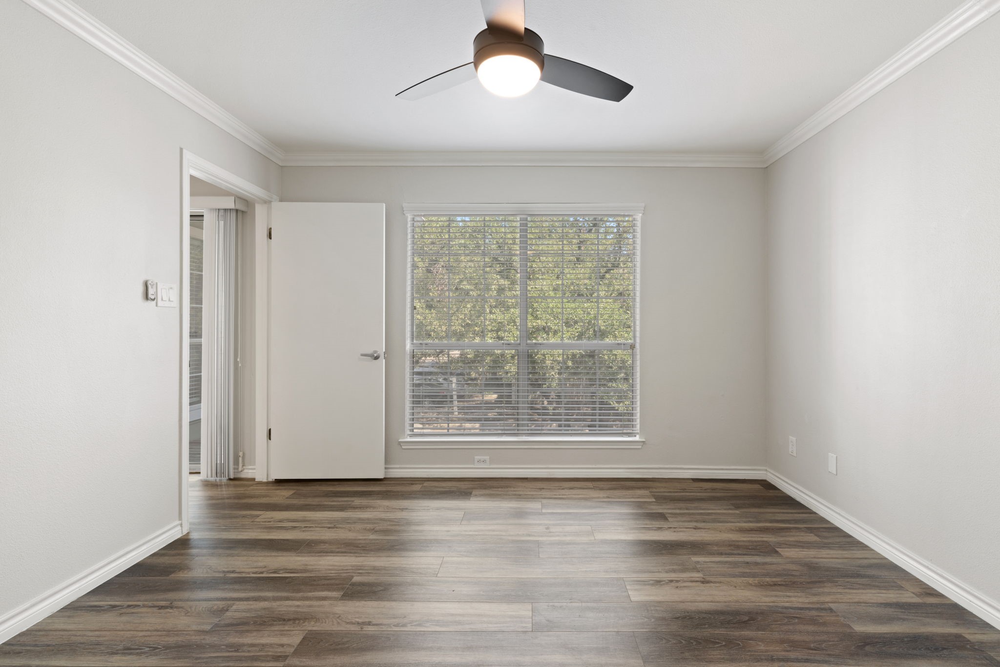 6220 Bentwood Trail 1402