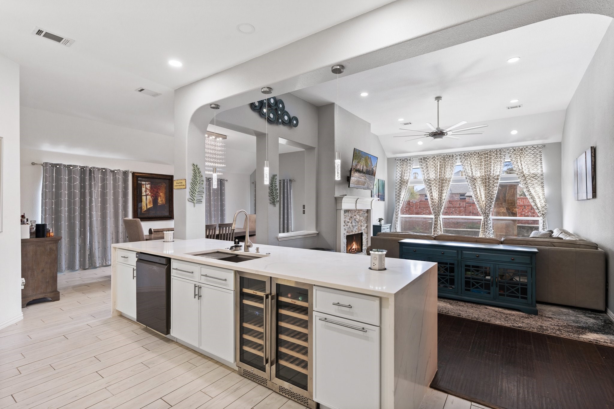 2332 Emerald Lake Lane