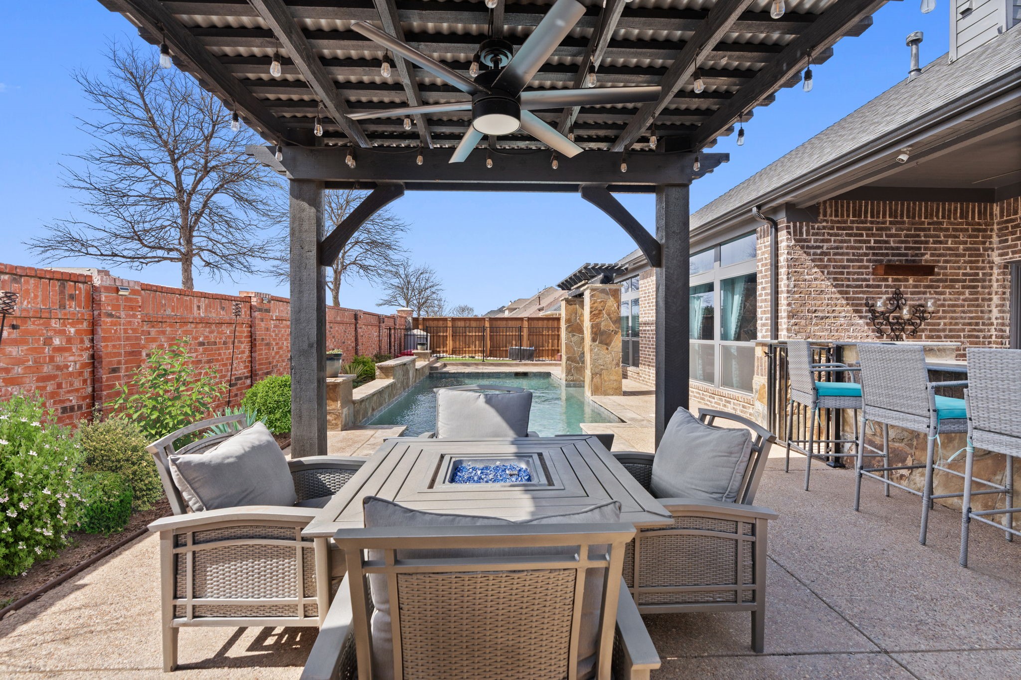 2332 Emerald Lake Lane