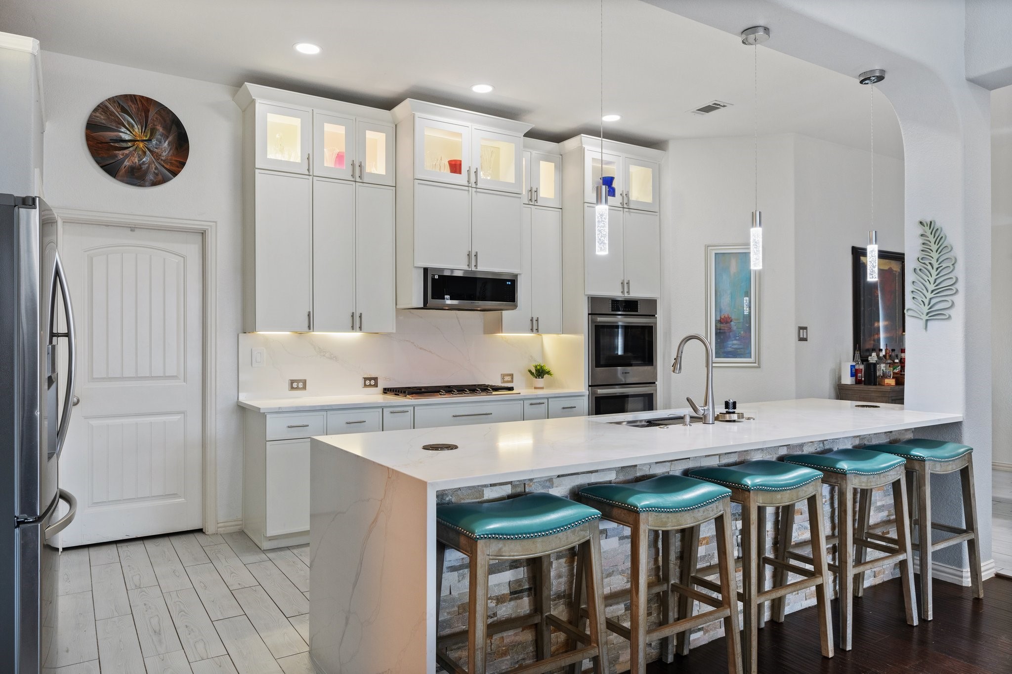 2332 Emerald Lake Lane