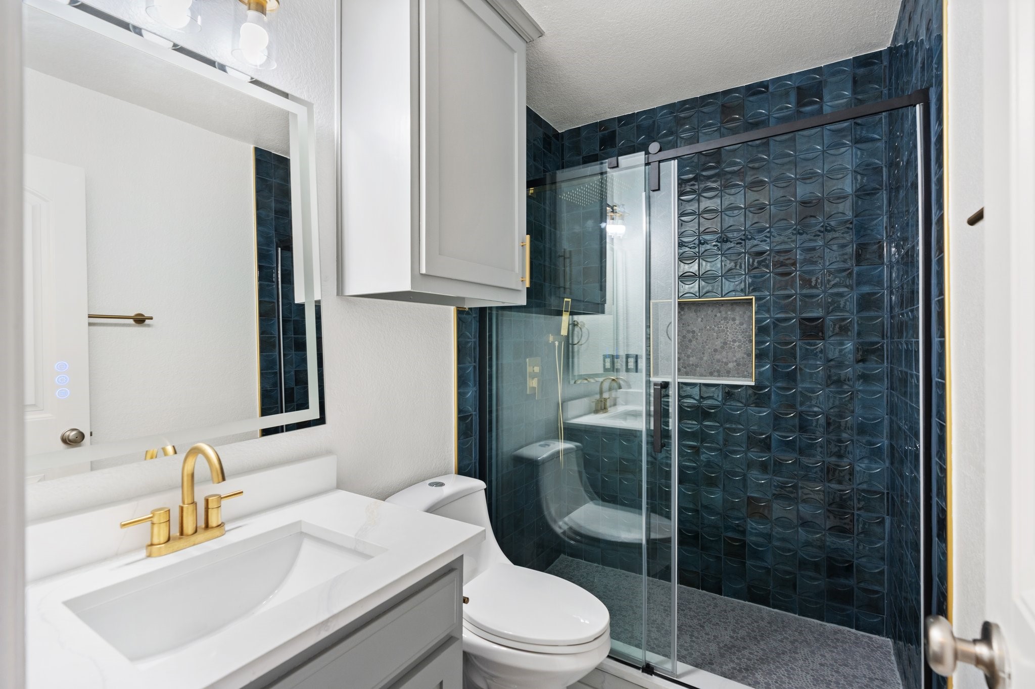 2332 Emerald Lake Lane