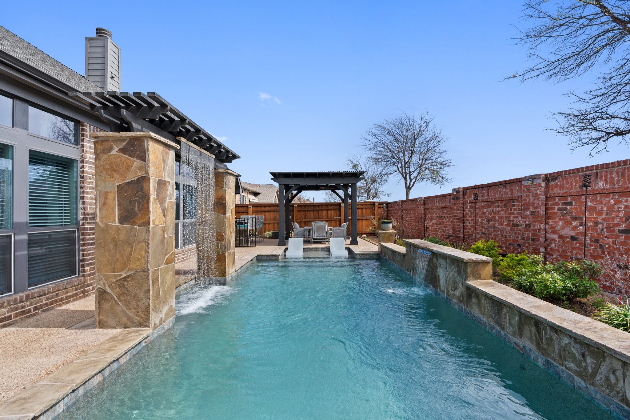 2332 Emerald Lake Lane