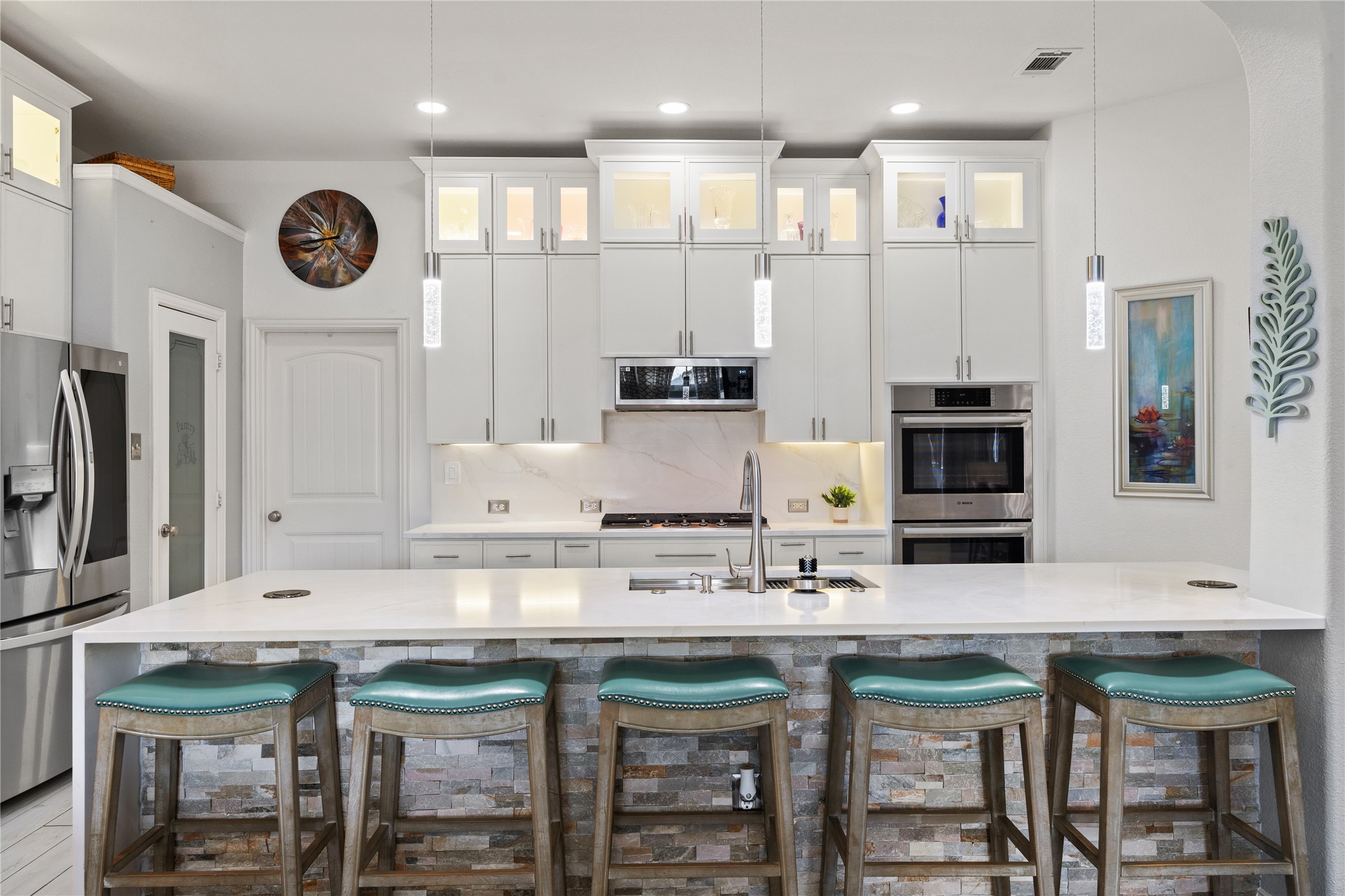 2332 Emerald Lake Lane
