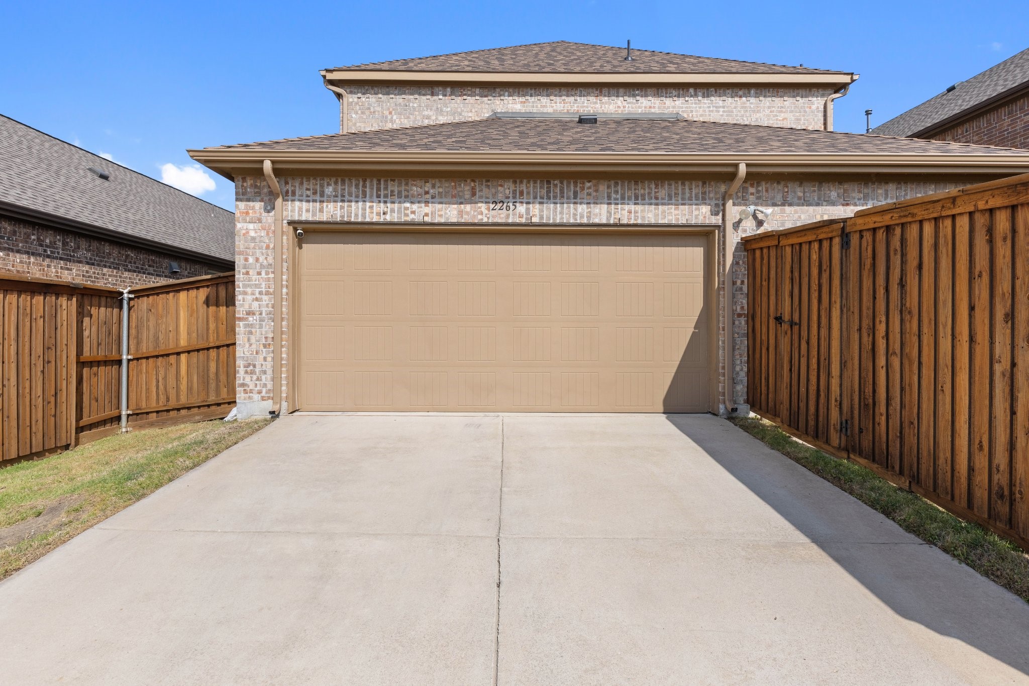 2265 Miramar Drive