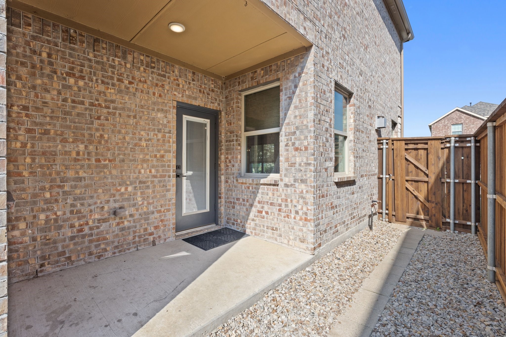 2265 Miramar Drive