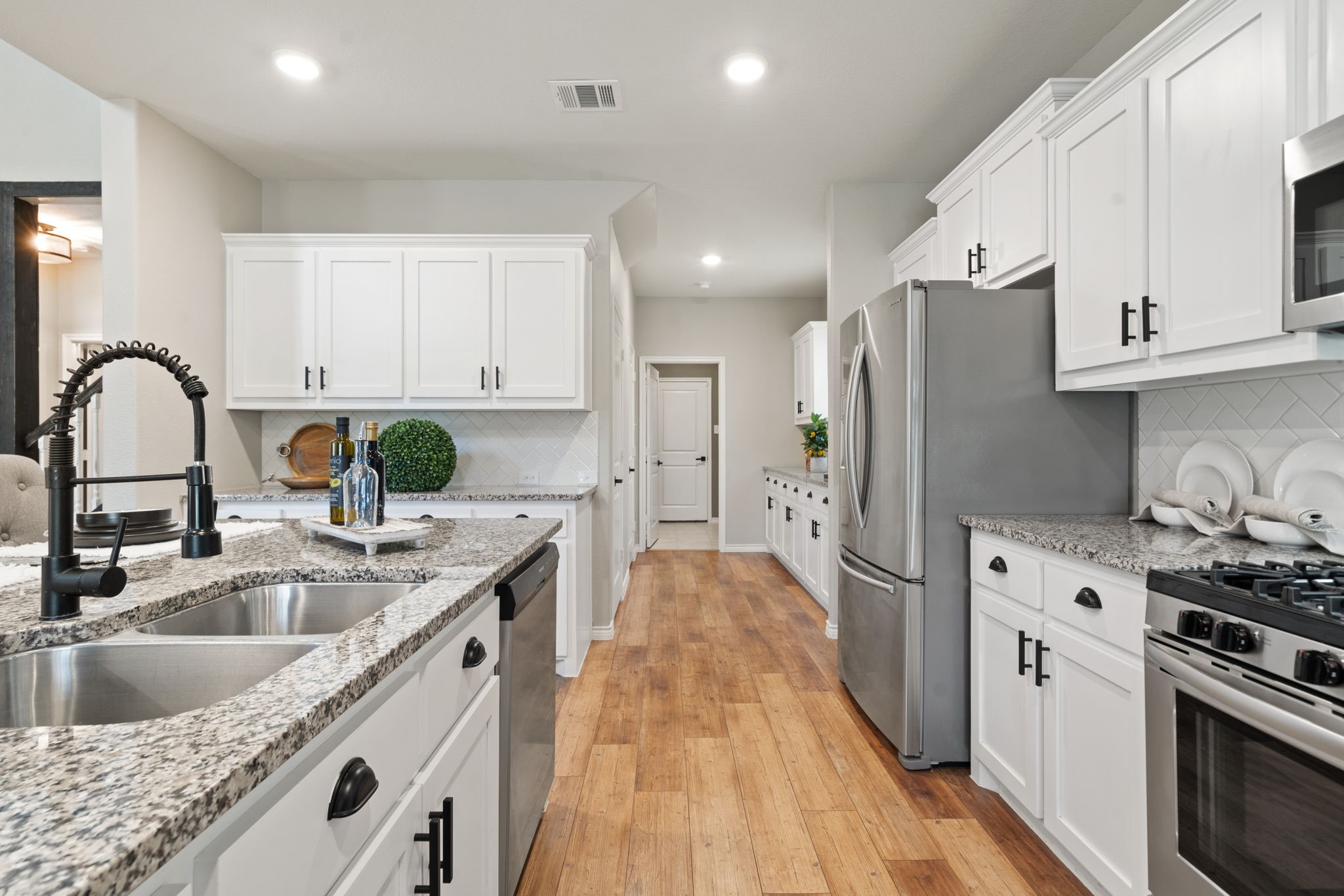 2265 Miramar Drive