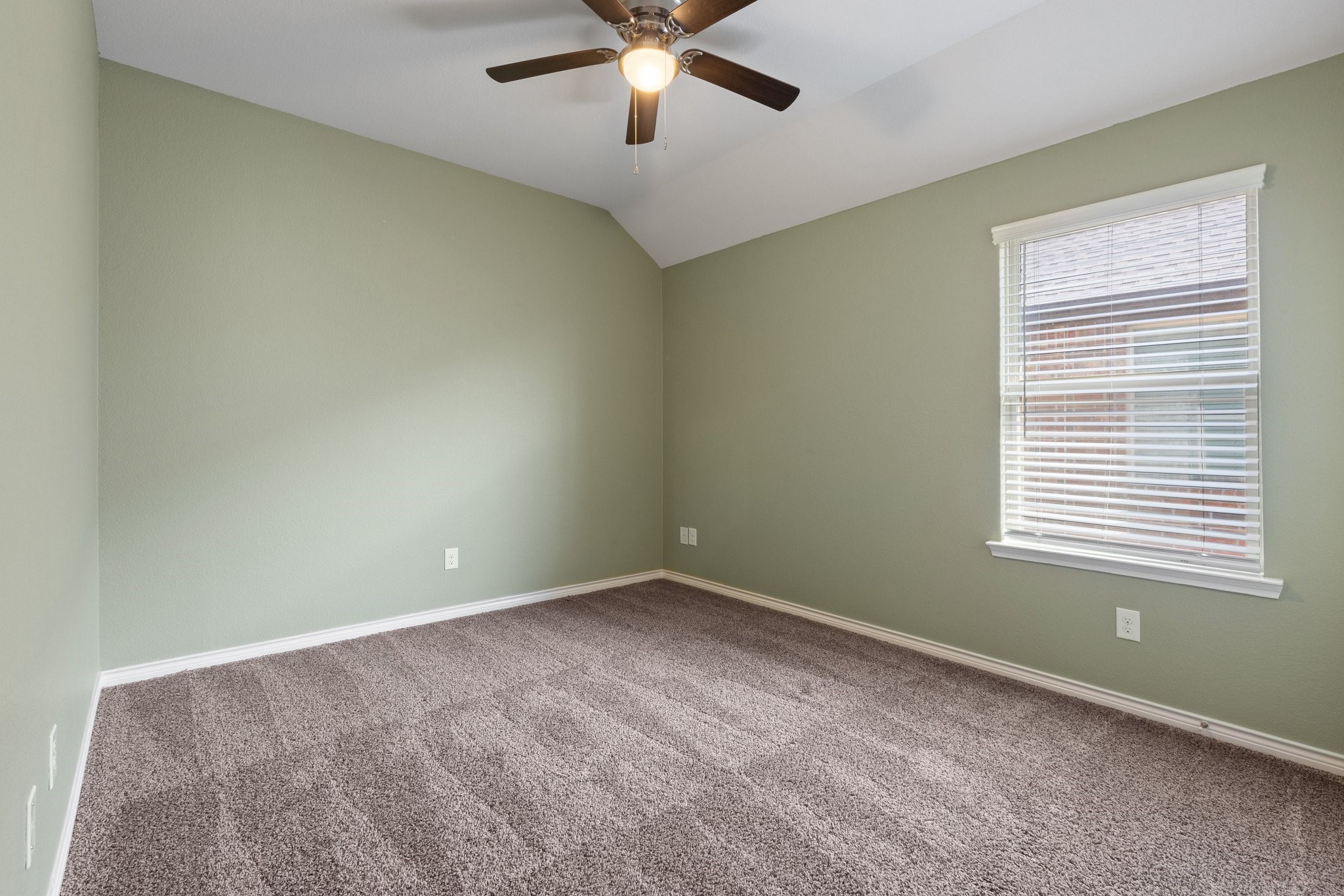 2265 Miramar Drive