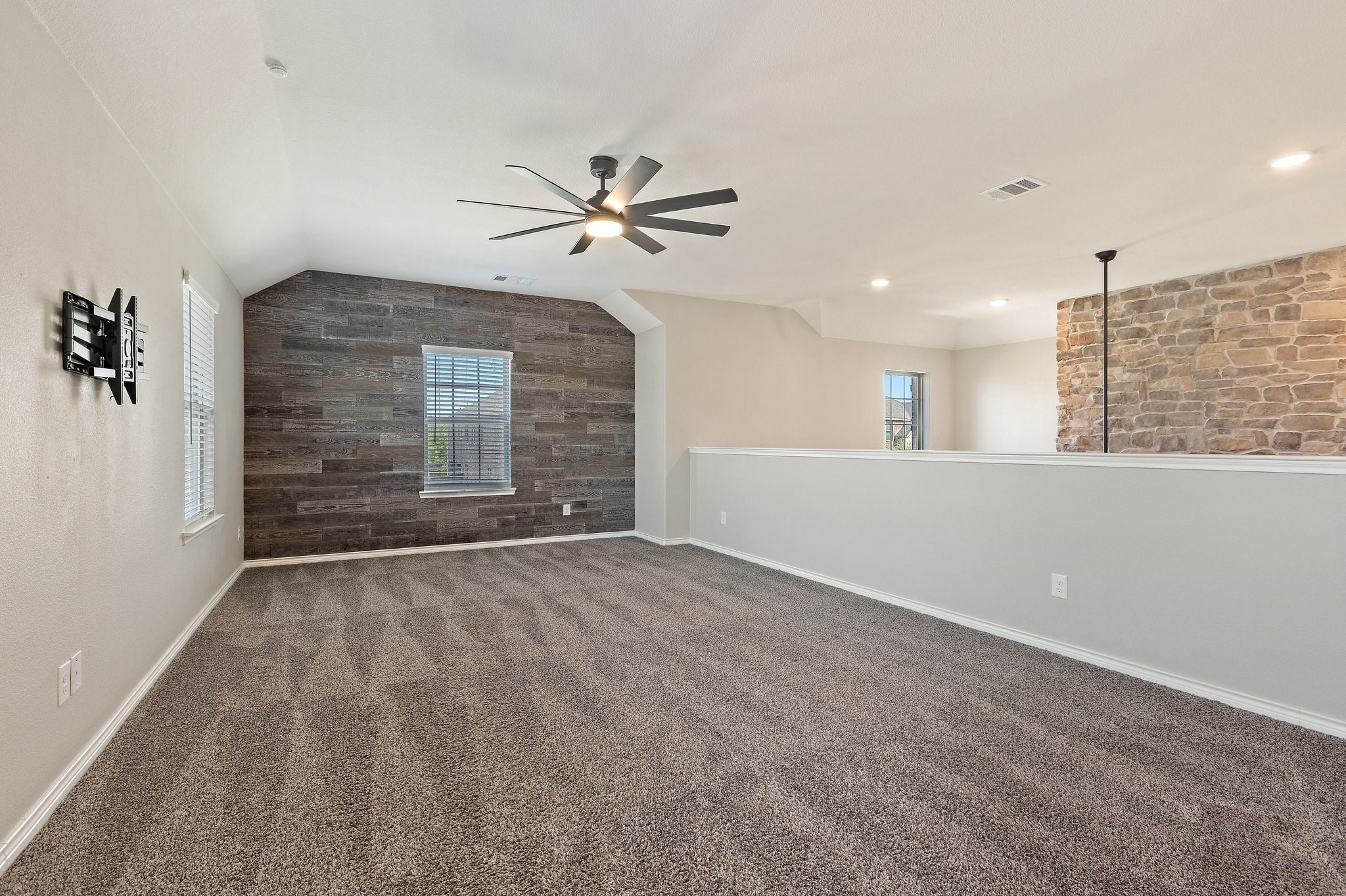 2265 Miramar Drive