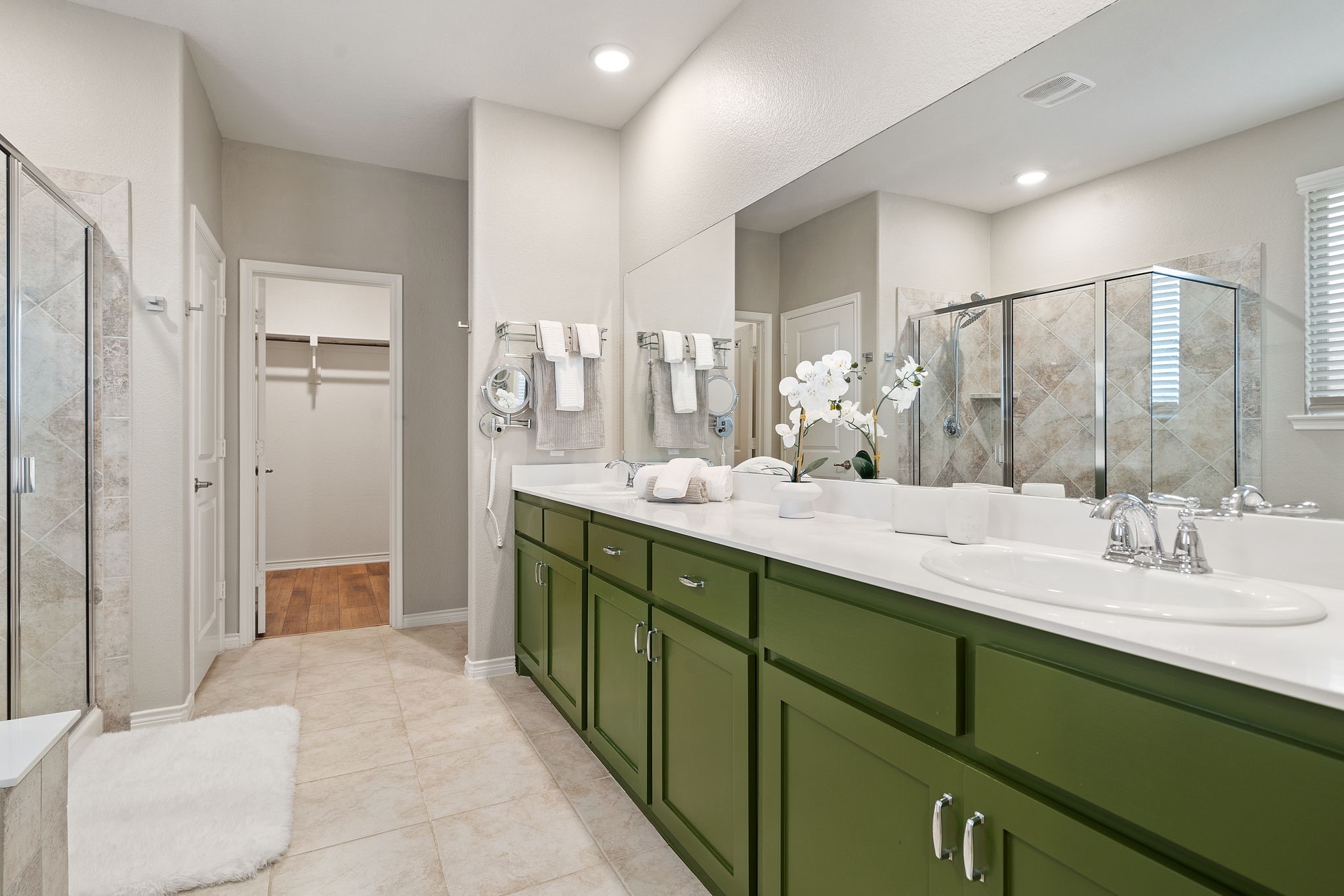 2265 Miramar Drive