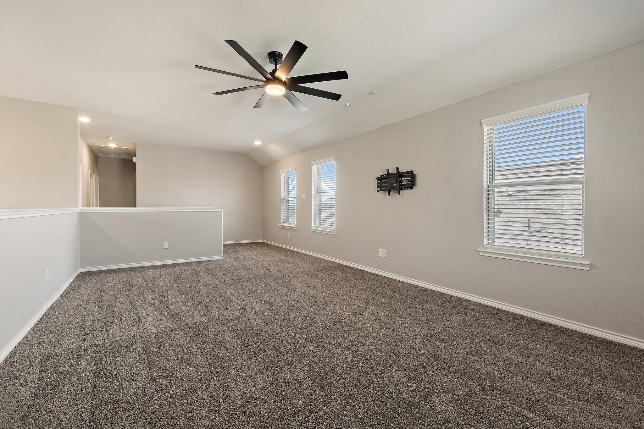 2265 Miramar Drive