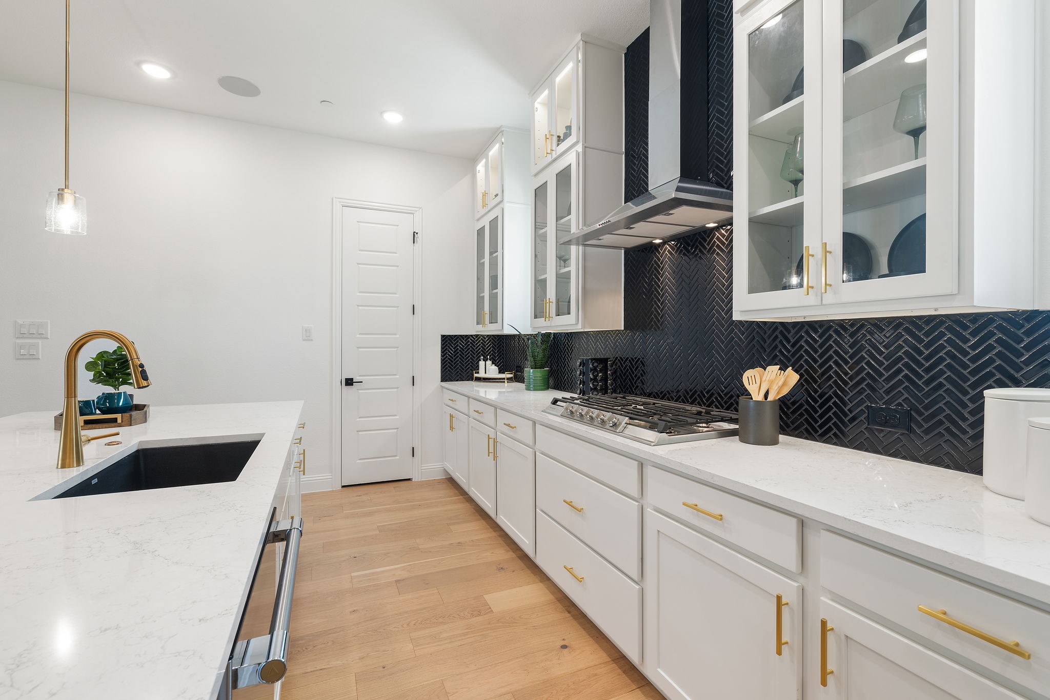 6240 Fortuna Lane