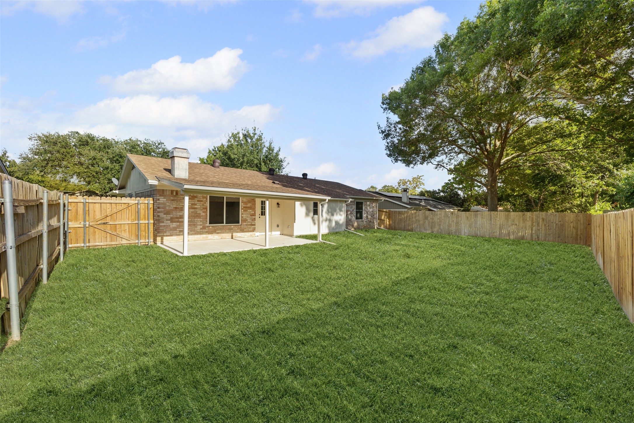 3201 Meadow Wood Lane