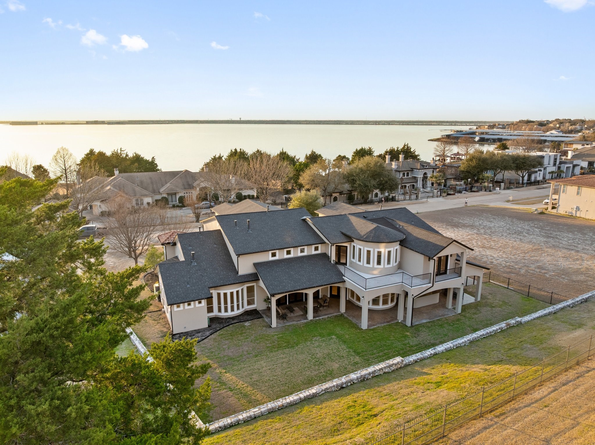 2287 Lafayette Landing