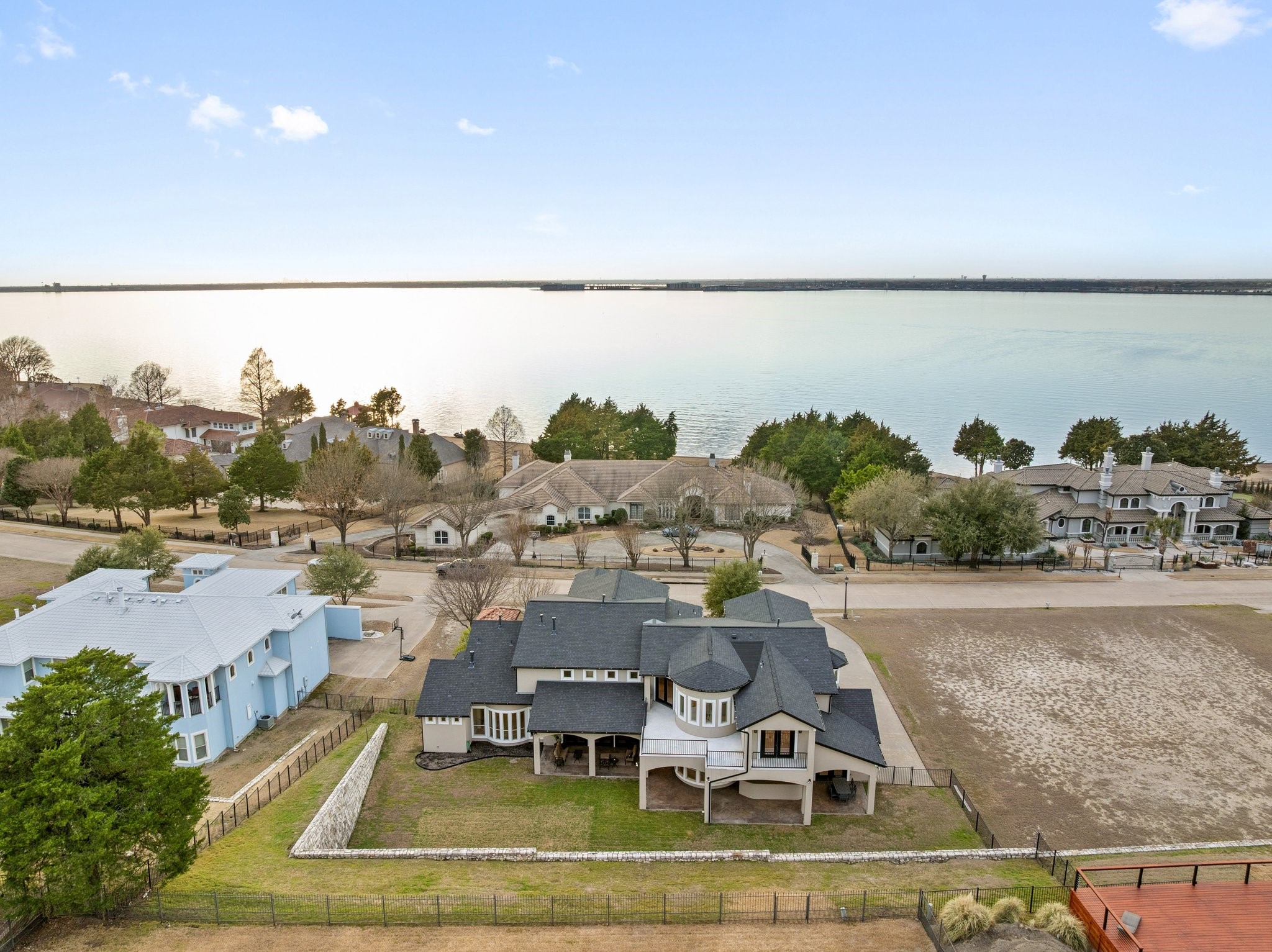 2287 Lafayette Landing