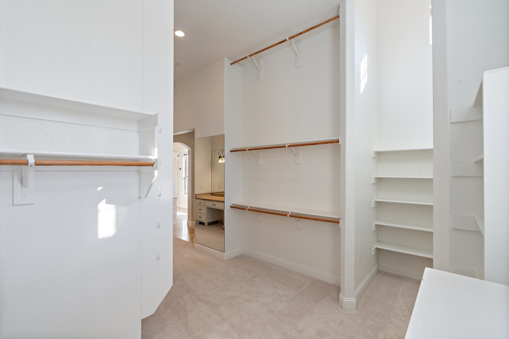 2287 Lafayette Landing