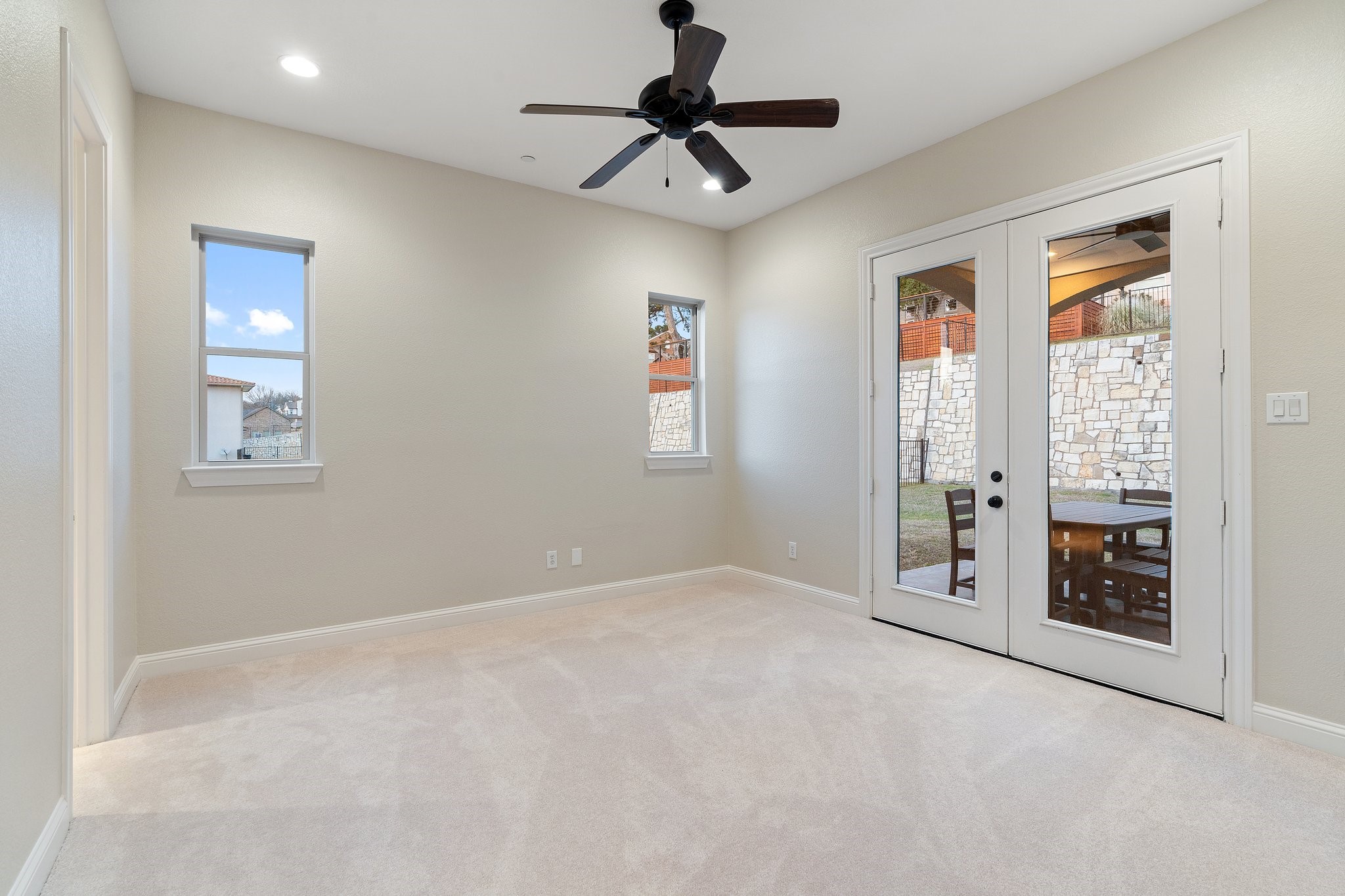 2287 Lafayette Landing