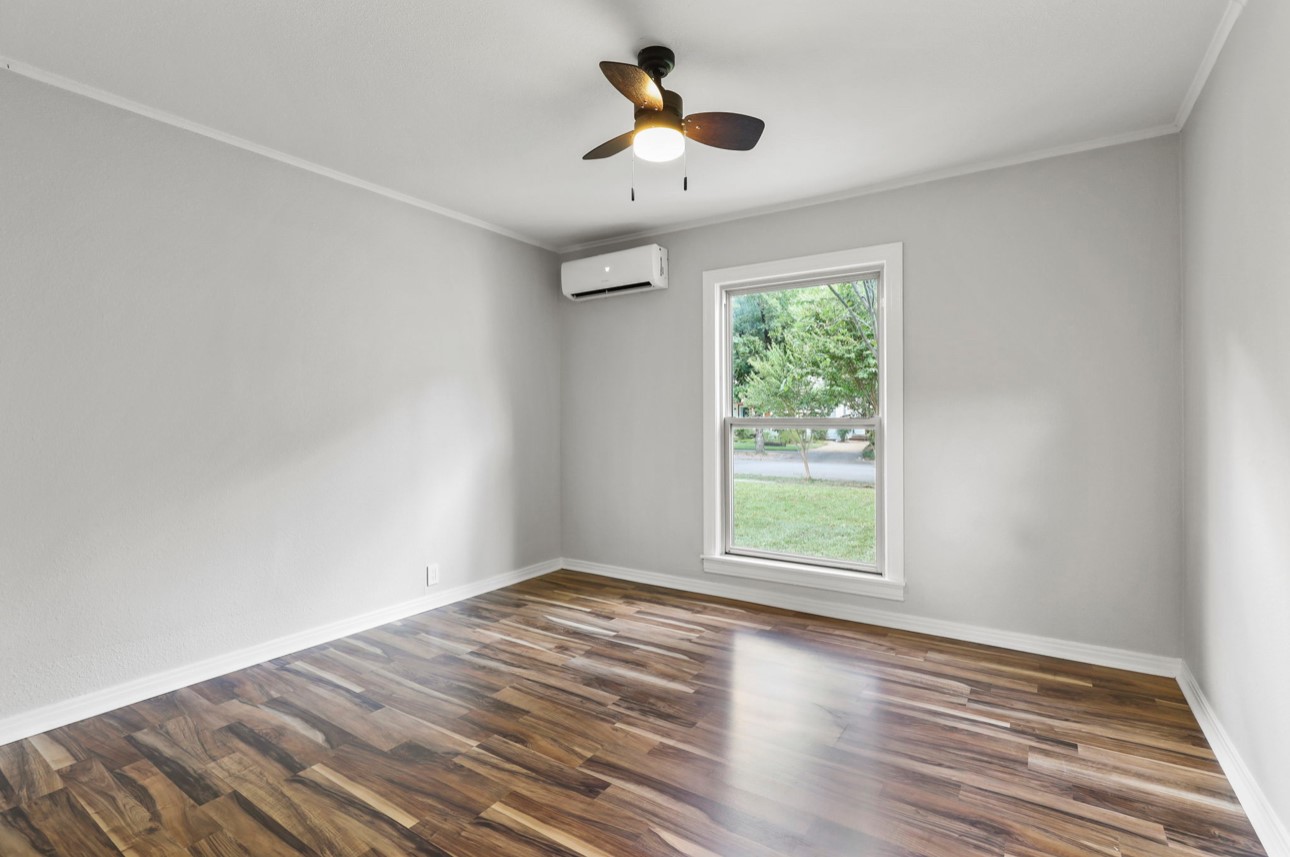8703 Santa Clara Drive