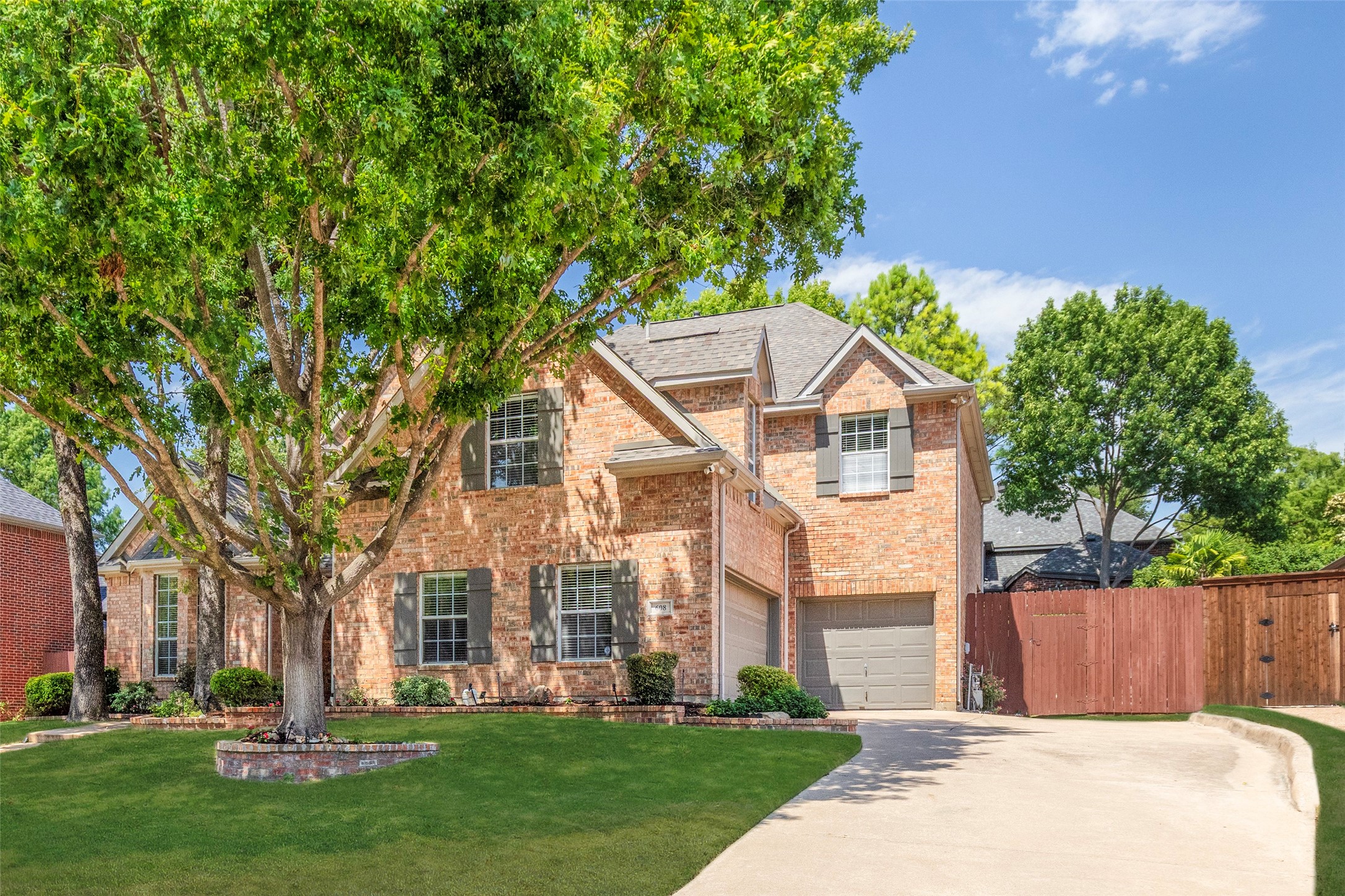 608 Somerset Drive