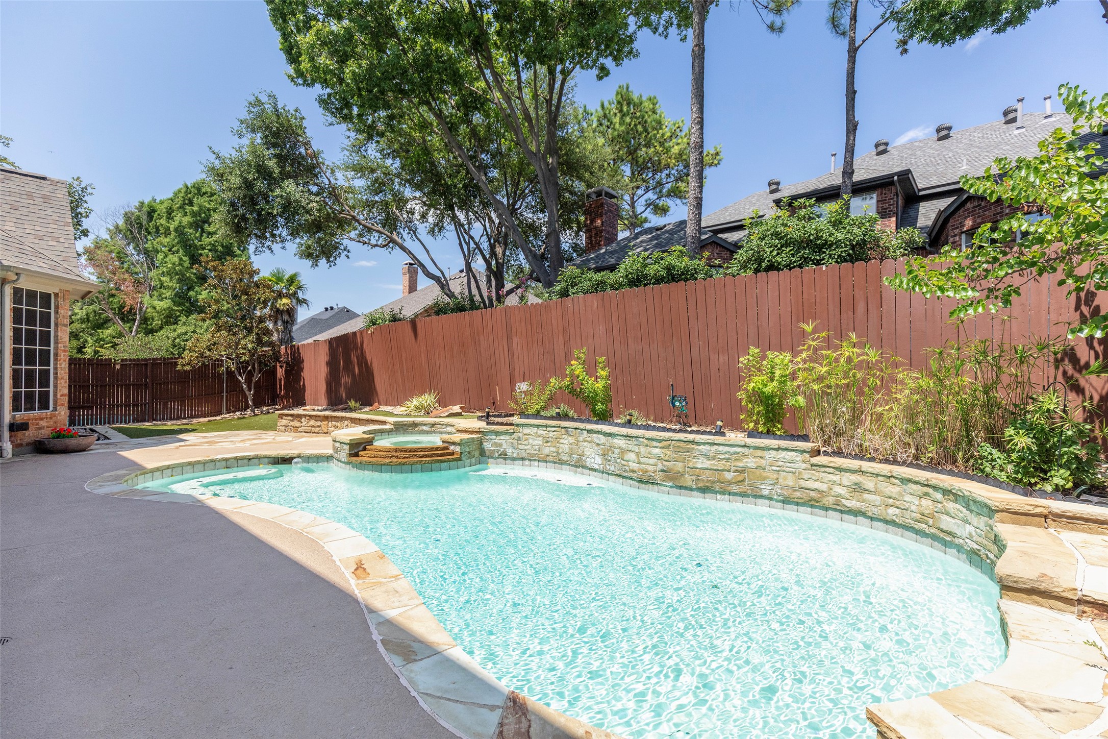 608 Somerset Drive