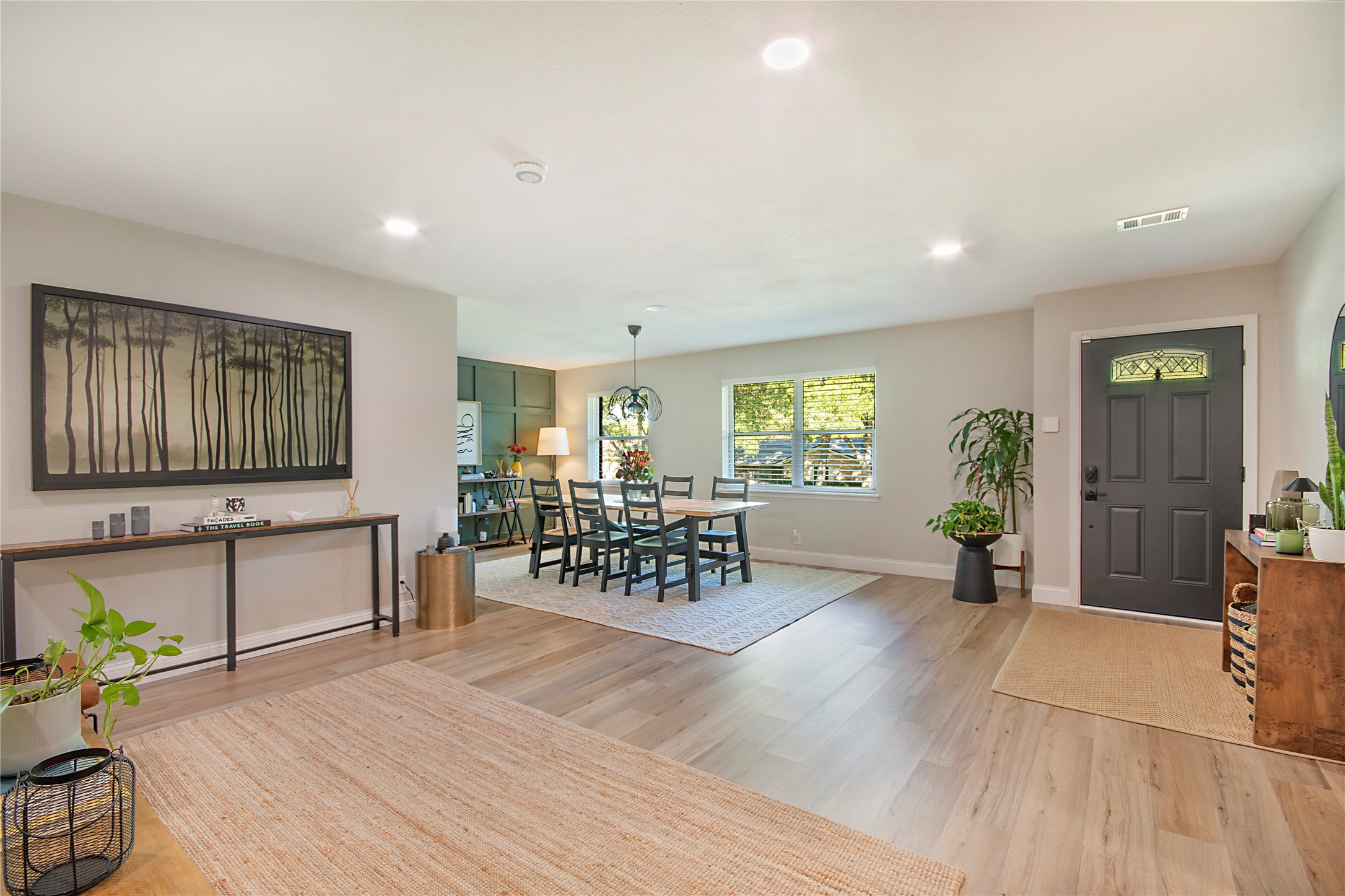 8832 Sweetwater Drive