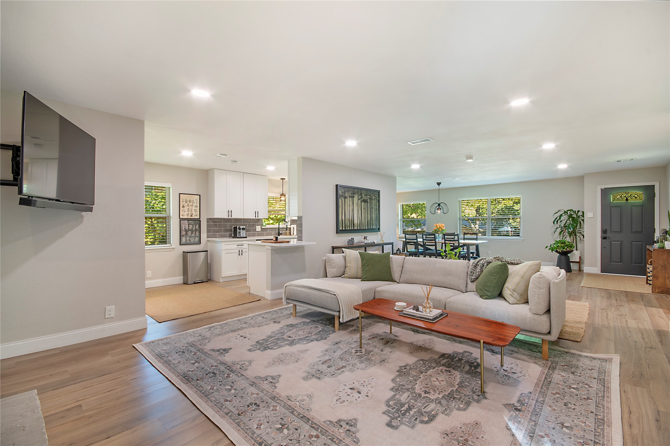 8832 Sweetwater Drive