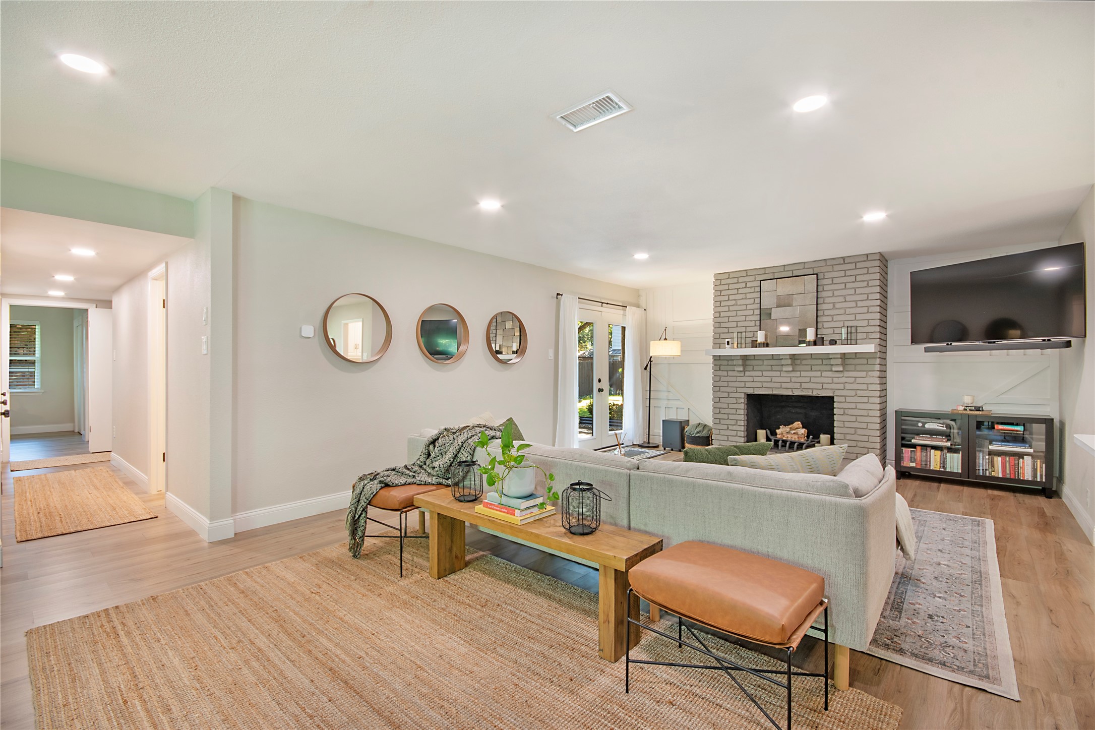 8832 Sweetwater Drive