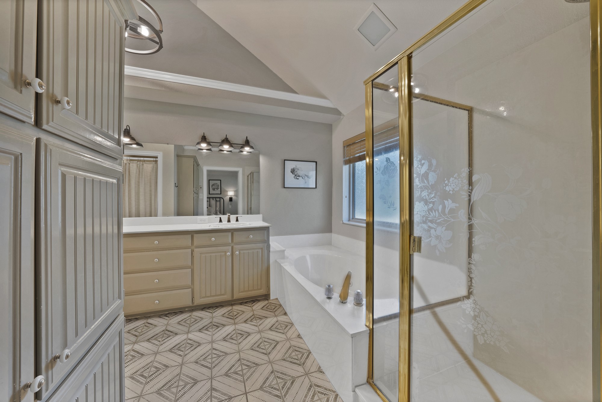 102 Highview Lane