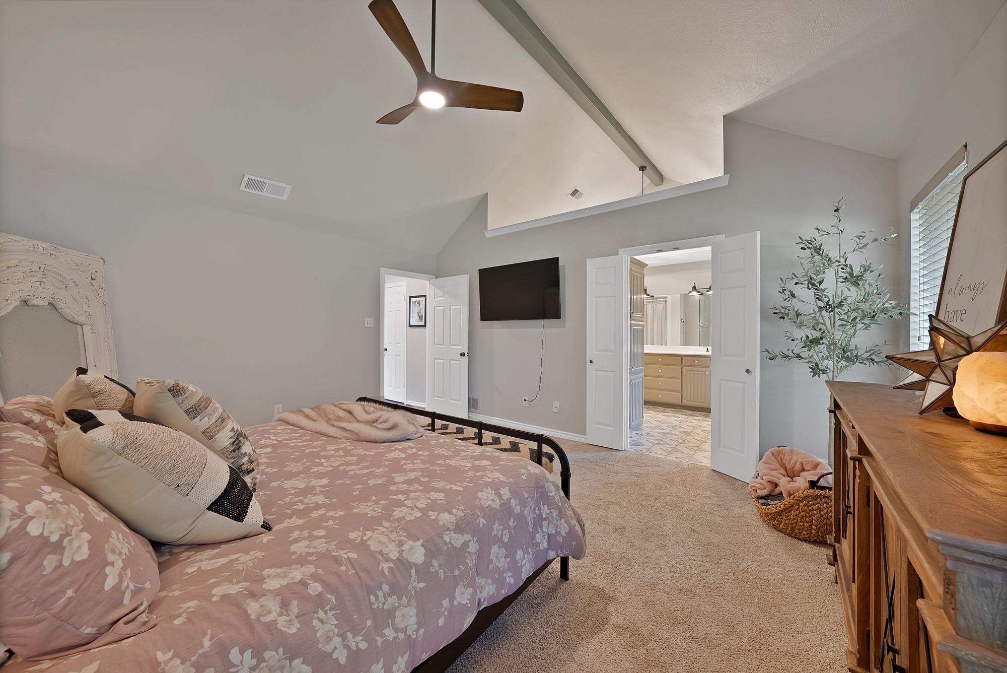 102 Highview Lane