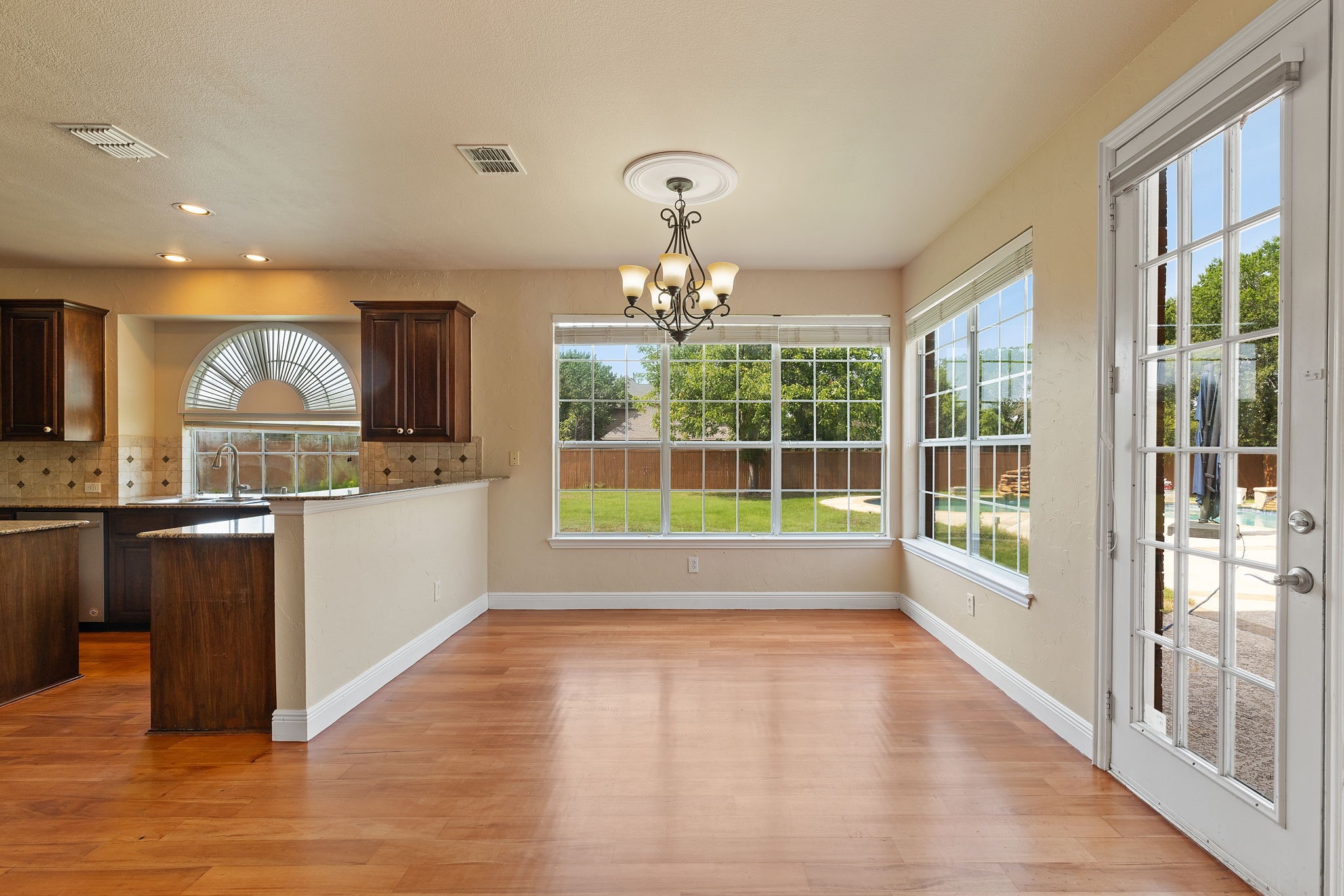 2011 Teasbend Lane