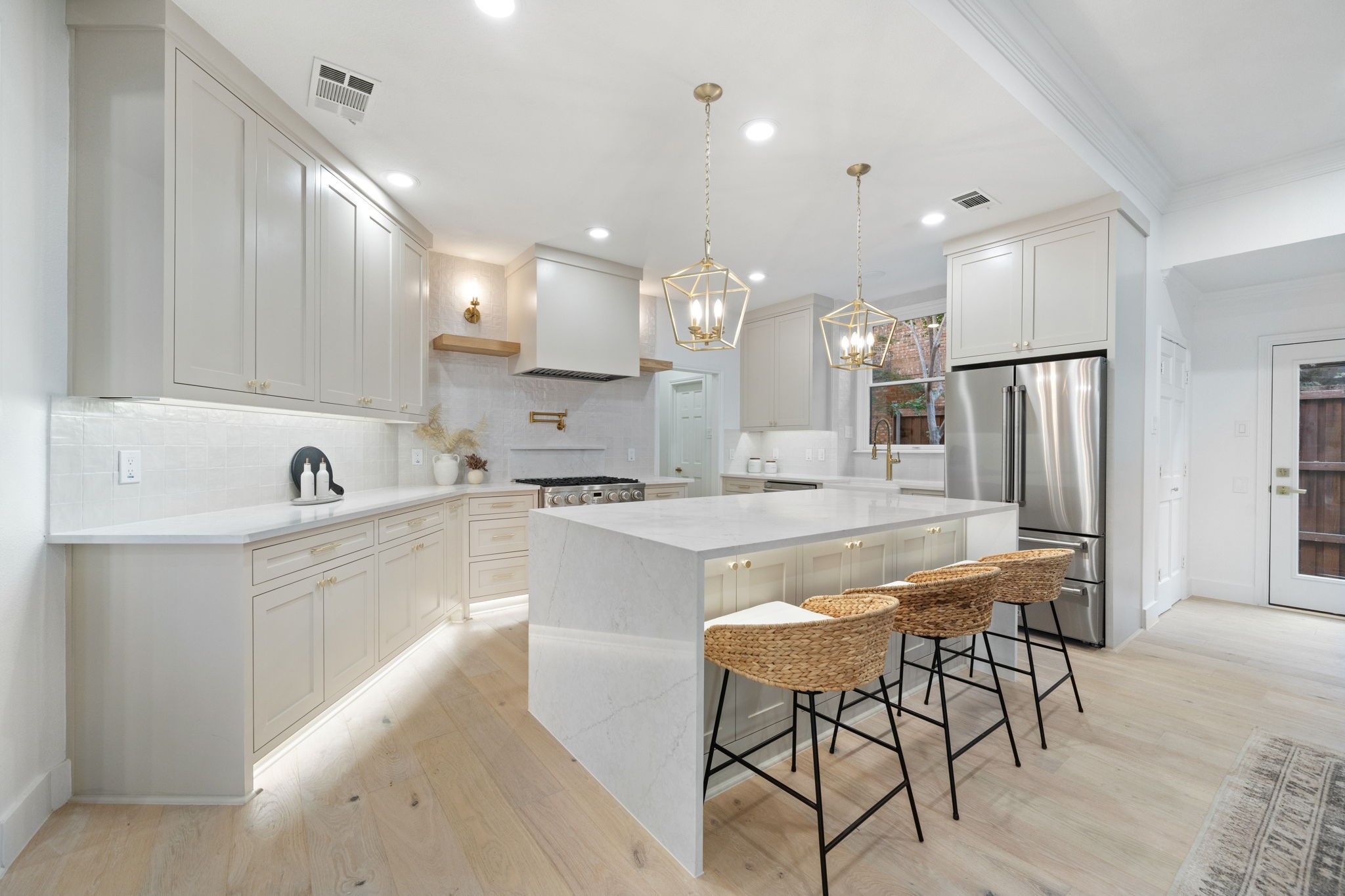 5809 Flintshire Lane
