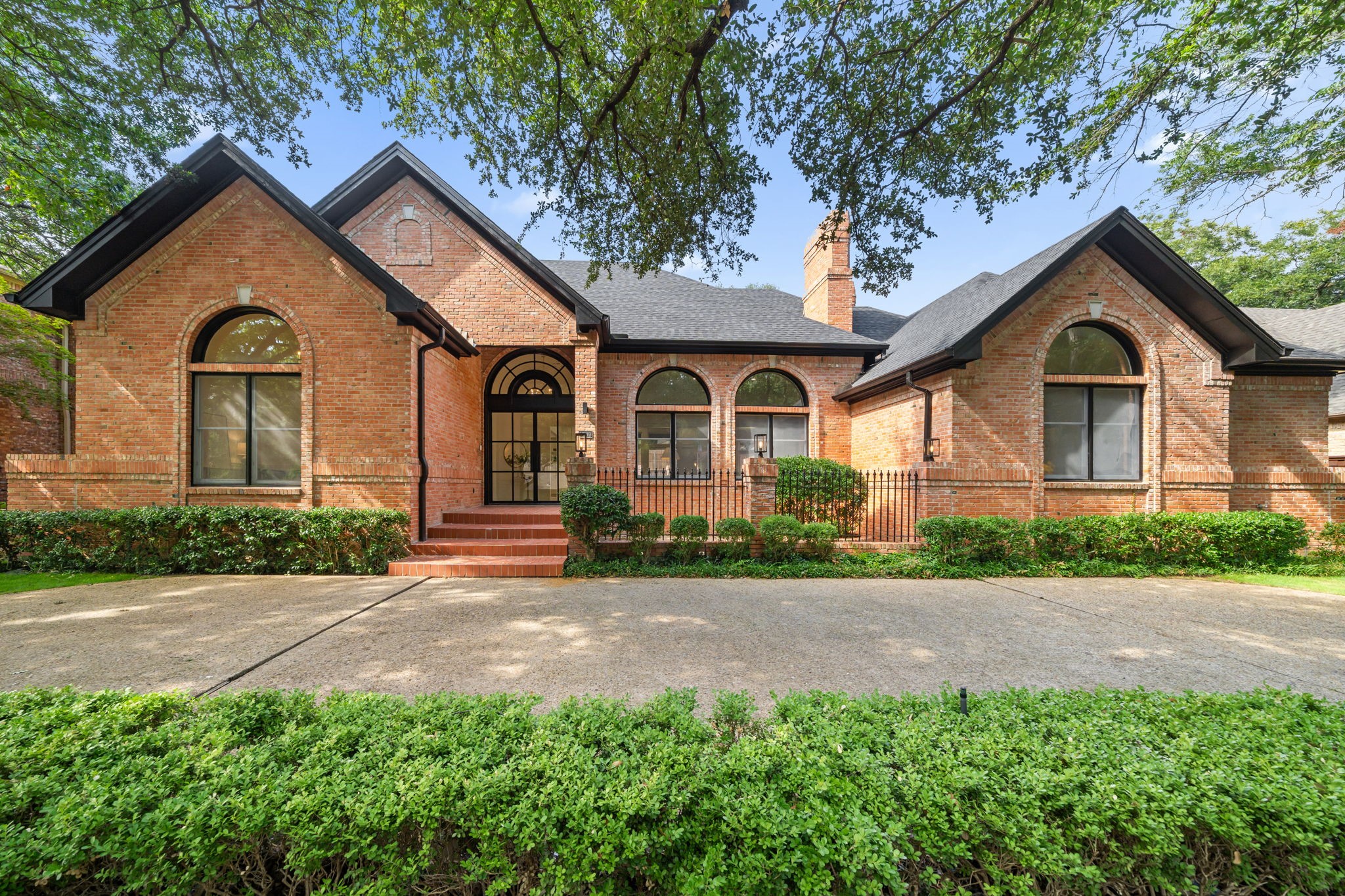 5809 Flintshire Lane