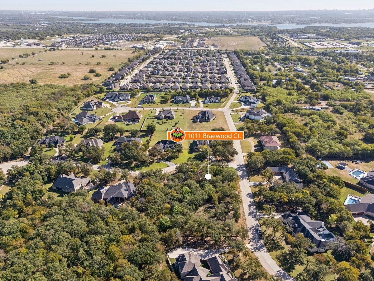1011 Braewood Court