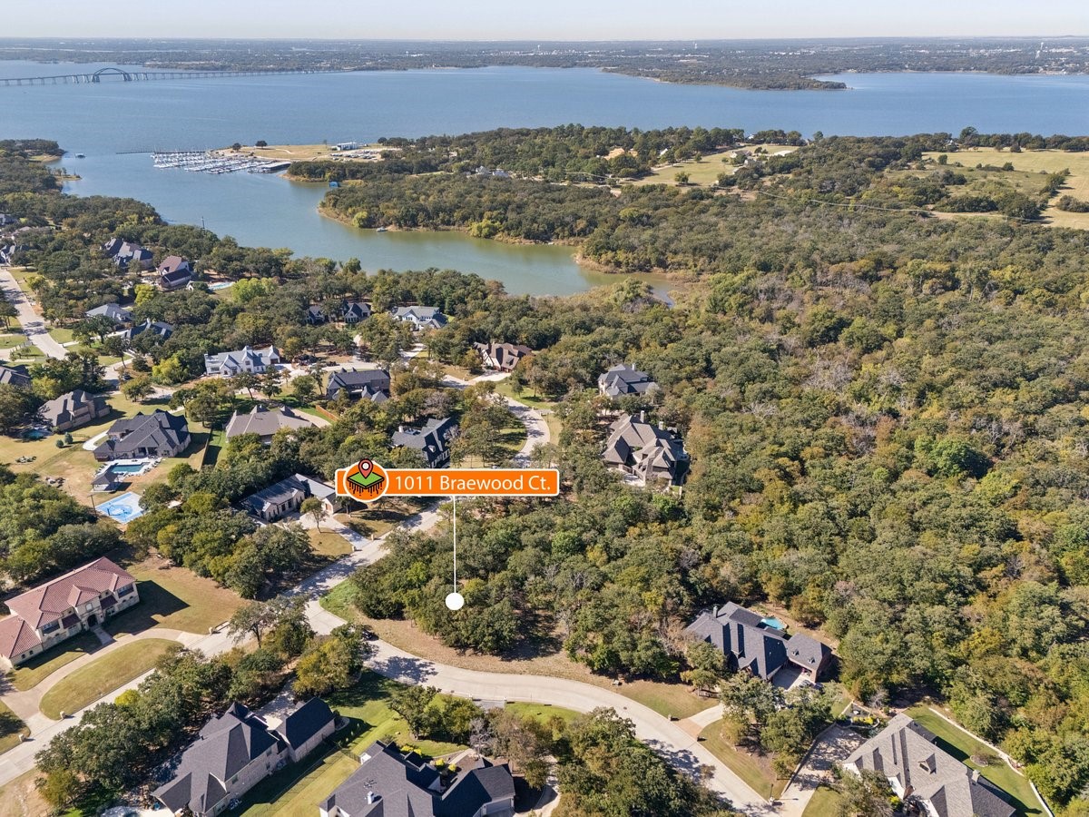 1011 Braewood Court