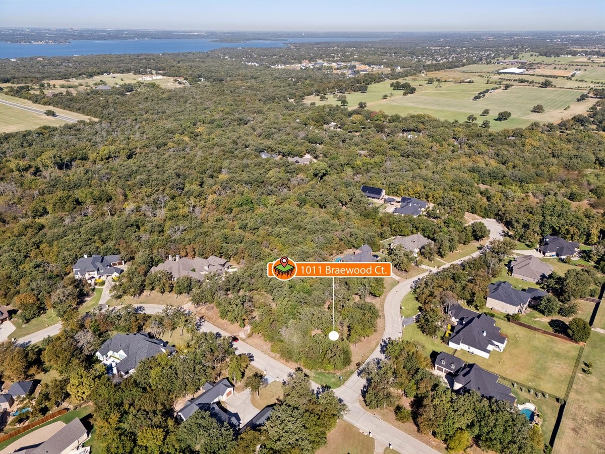 1011 Braewood Court