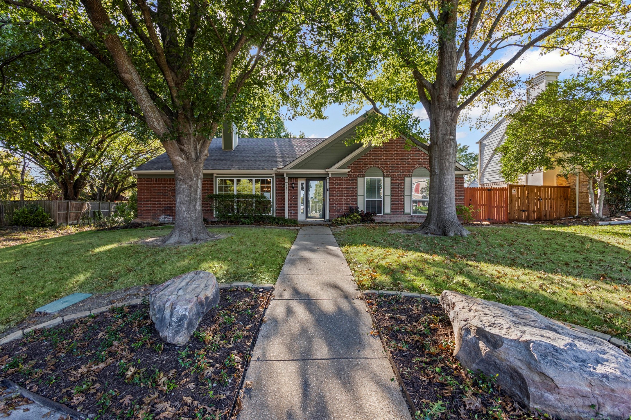 1812 Valencia Drive