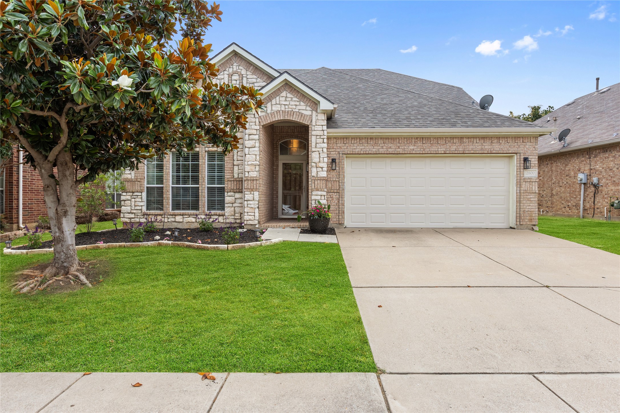 2800 Cedar Ridge Lane