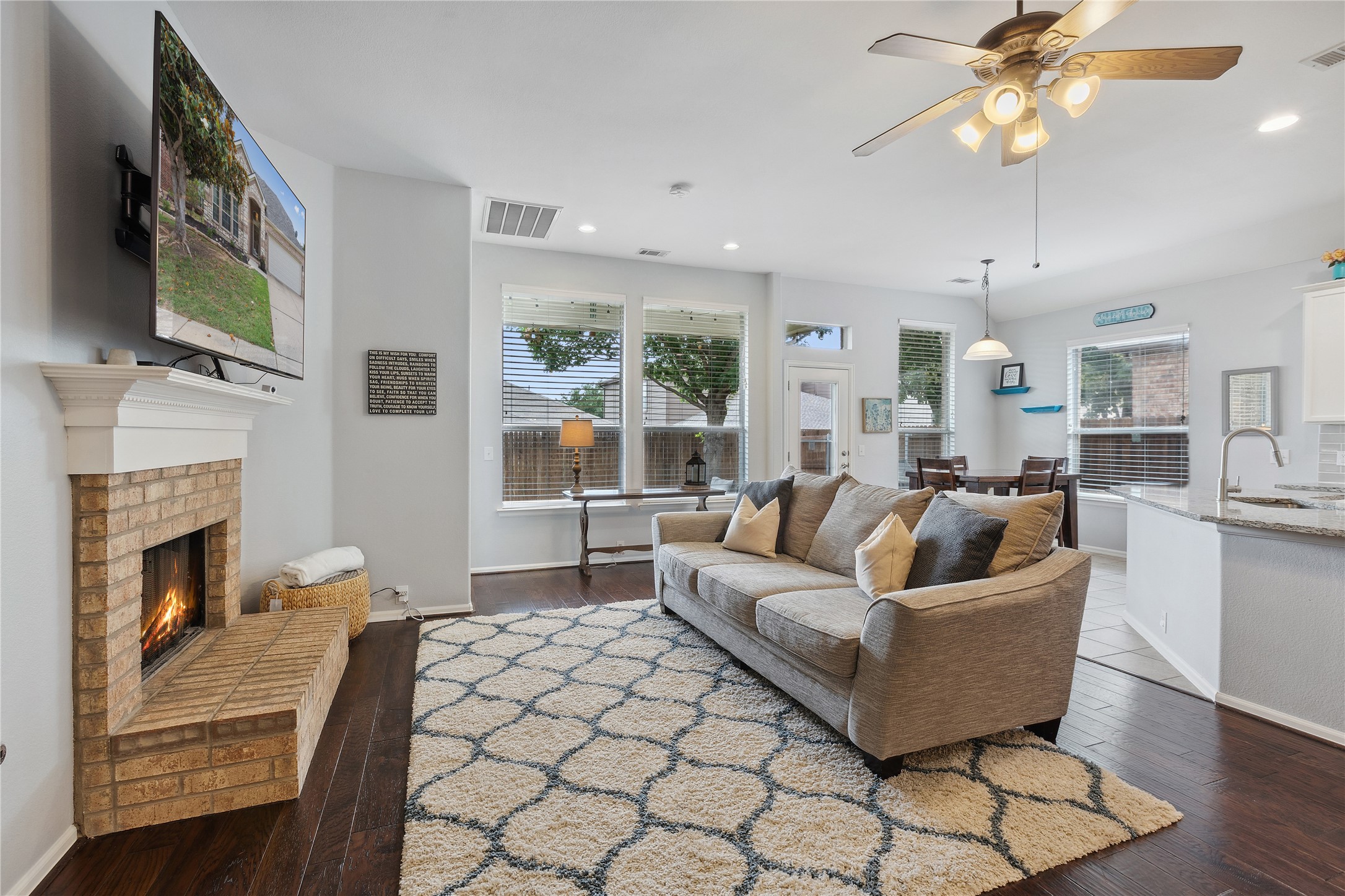 2800 Cedar Ridge Lane