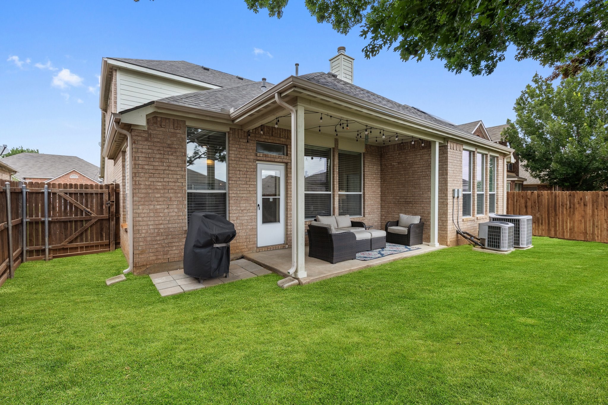 2800 Cedar Ridge Lane
