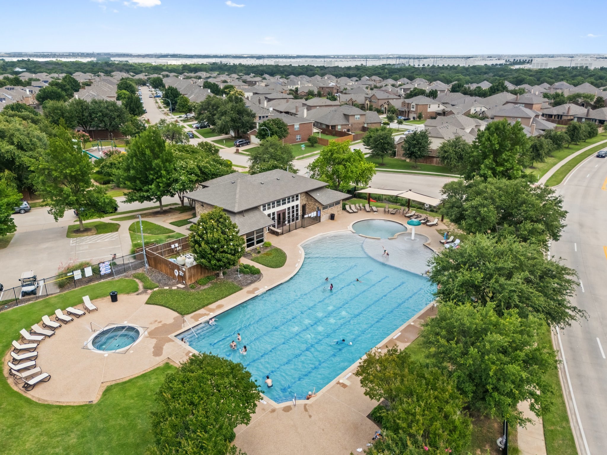 2800 Cedar Ridge Lane