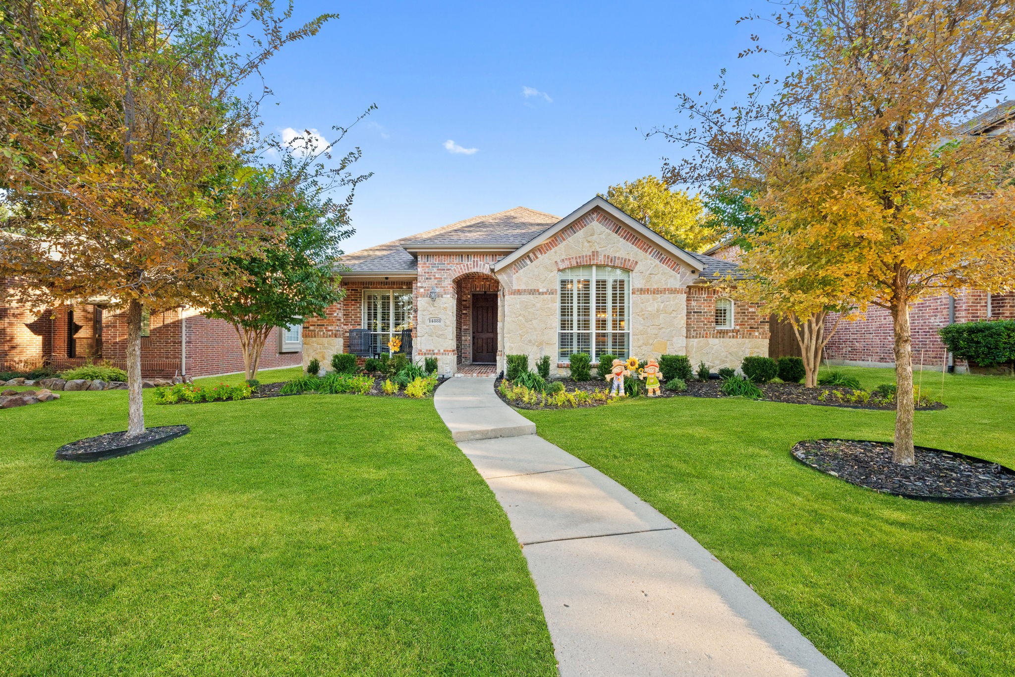 14881 Holly Leaf Drive