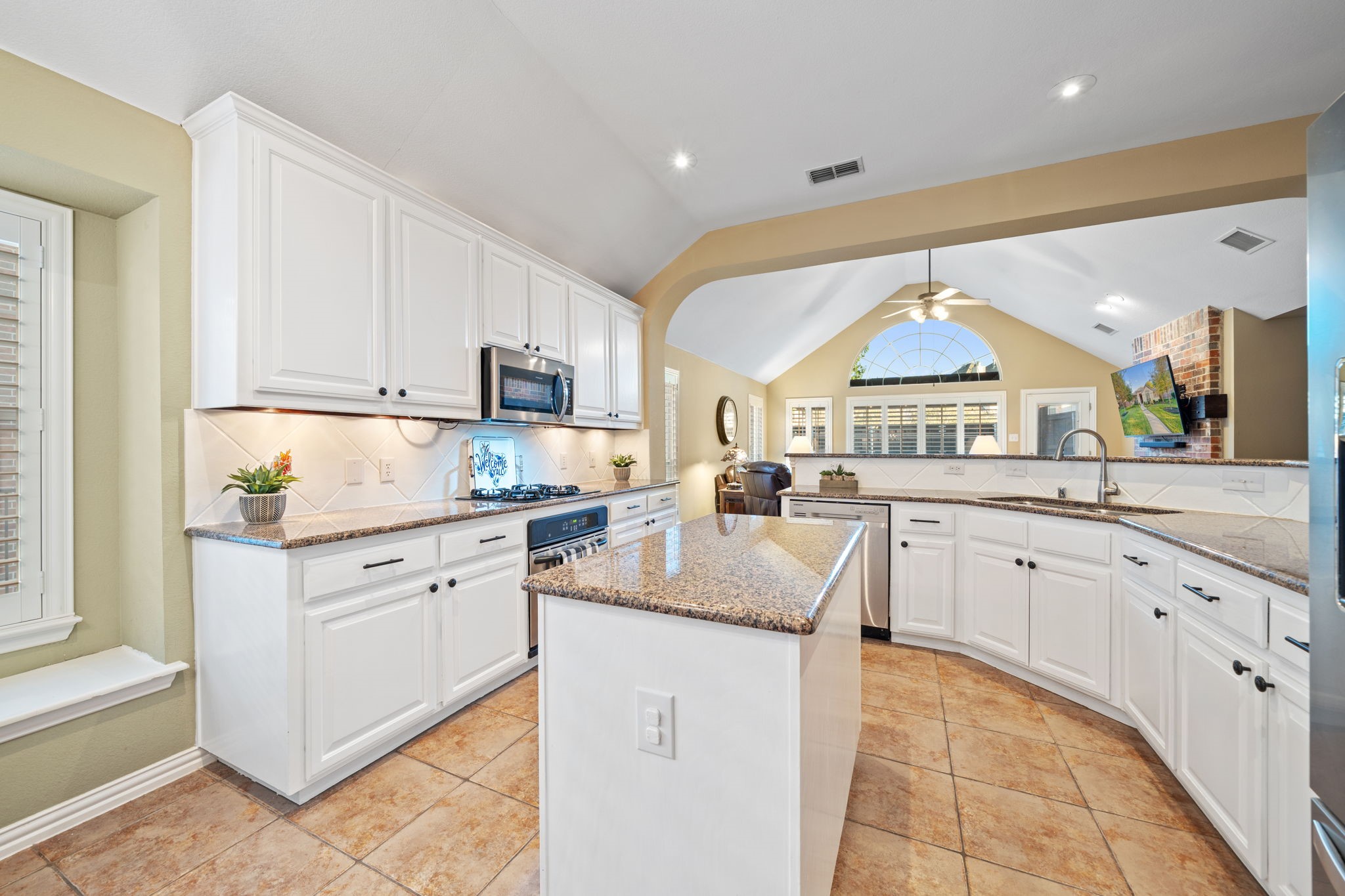 14881 Holly Leaf Drive