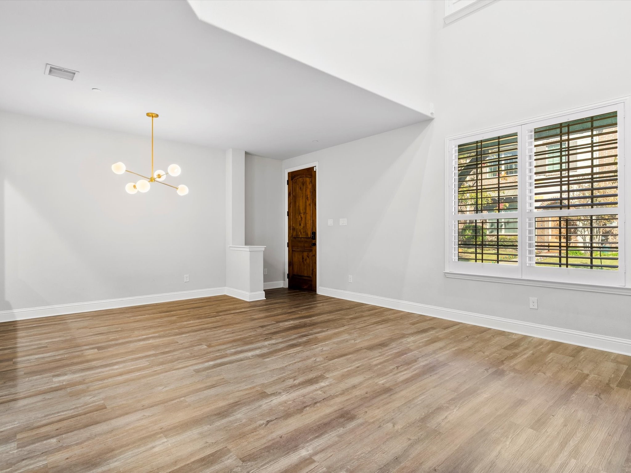 4646 Rhett Lane D