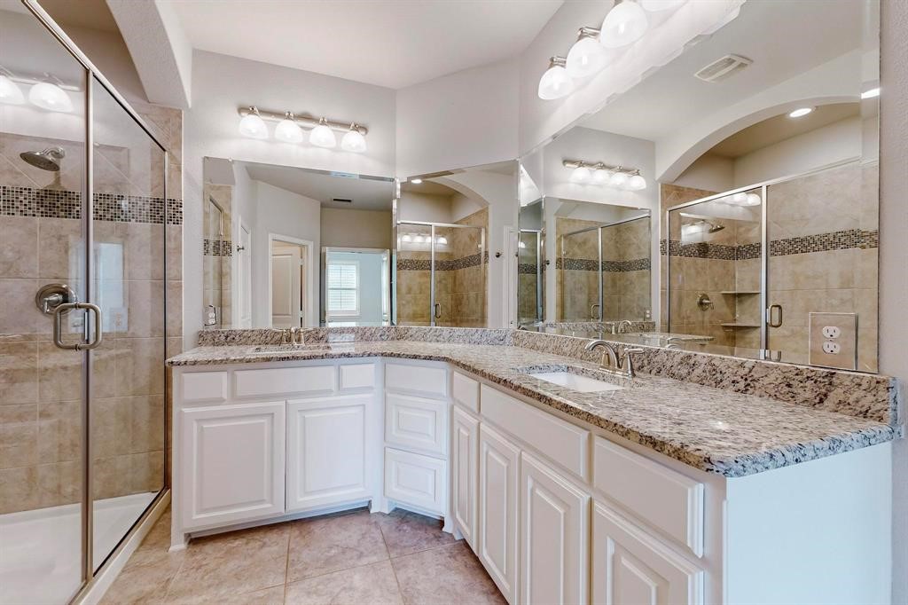4646 Rhett Lane D