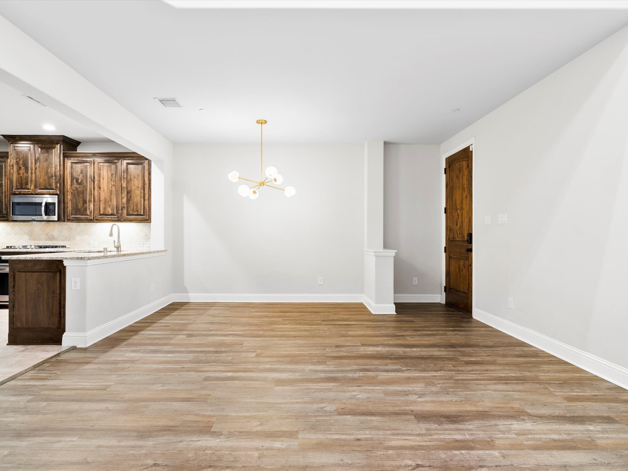 4646 Rhett Lane D